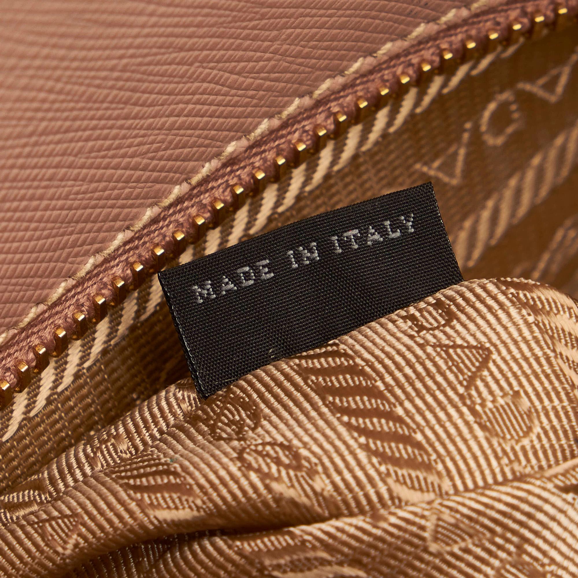 Prada Saffiano Satchel (SHG-32456)