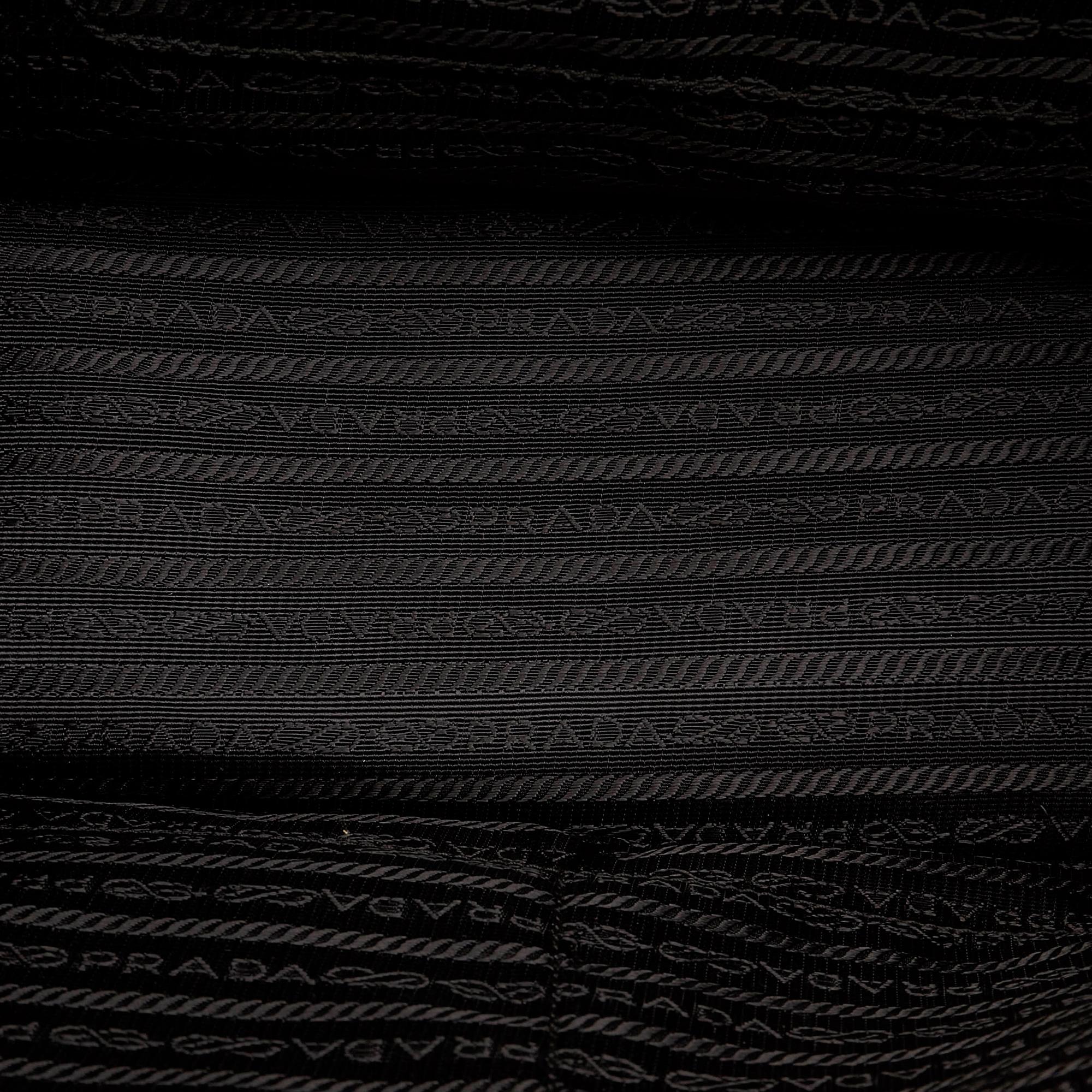 Prada Spazzolato Flowers Galleria (SHG-29487)