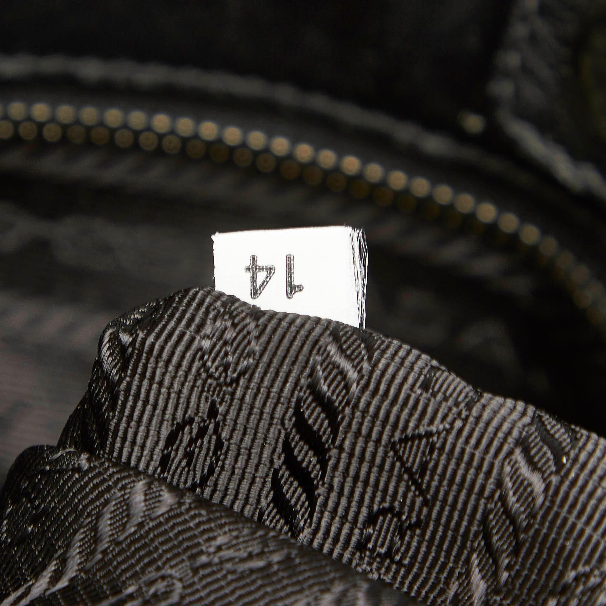 Prada Tessuto Gaufre Tote Bag (SHG-18590)