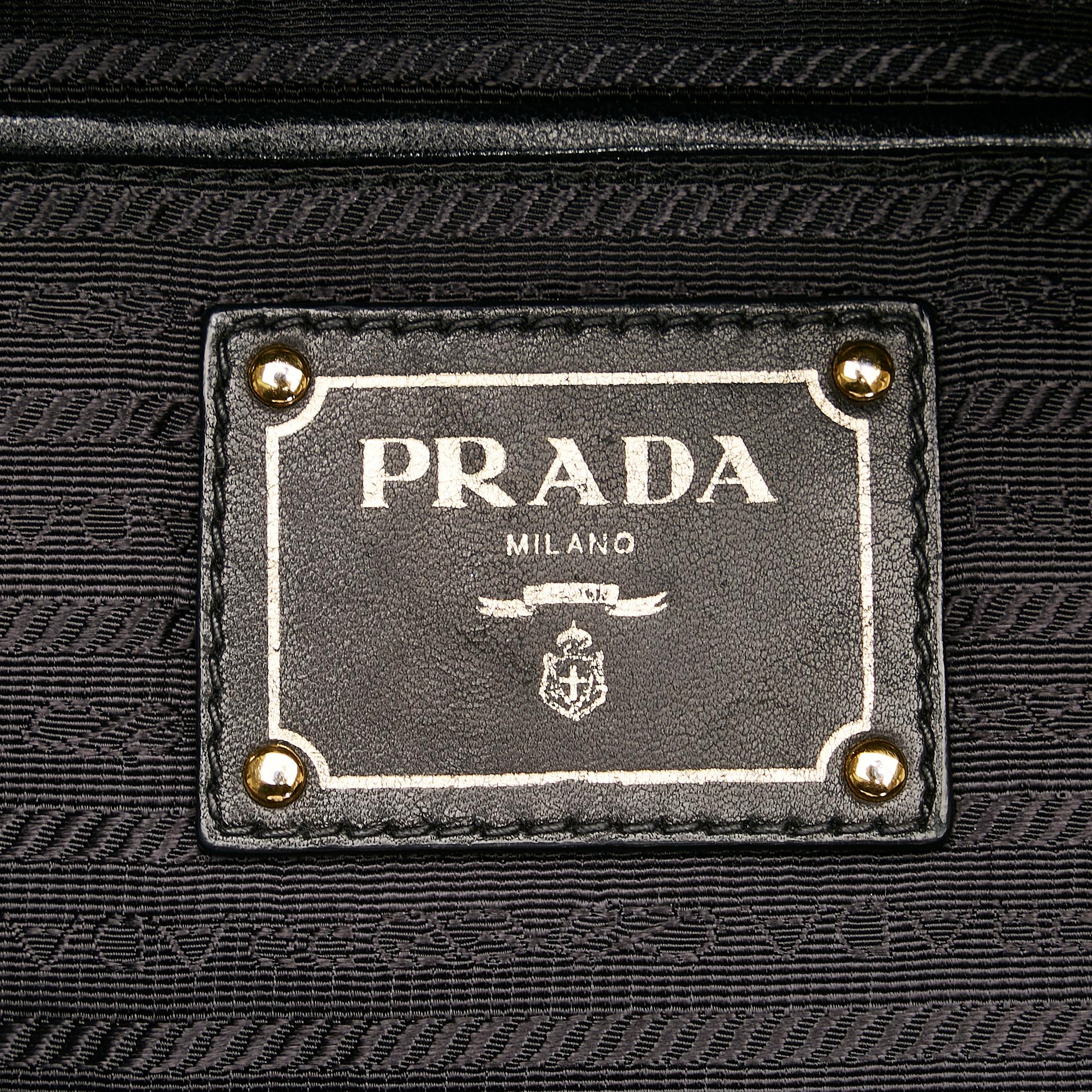 Prada Tessuto Gaufre Tote Bag (SHG-0szrJS)