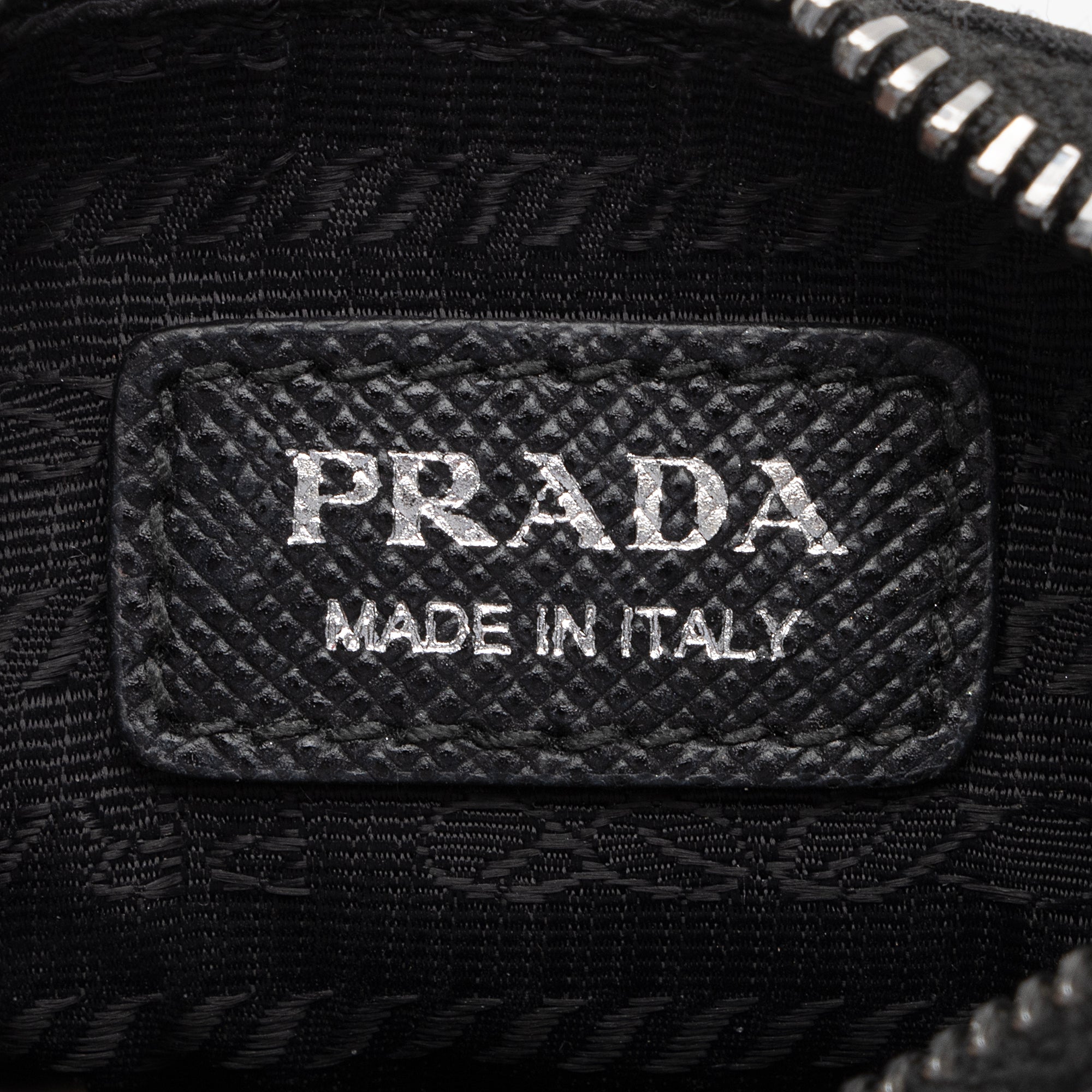 Prada Tessuto Re-Edition Mini Shoulder Bag (SHF-wVVGX8)