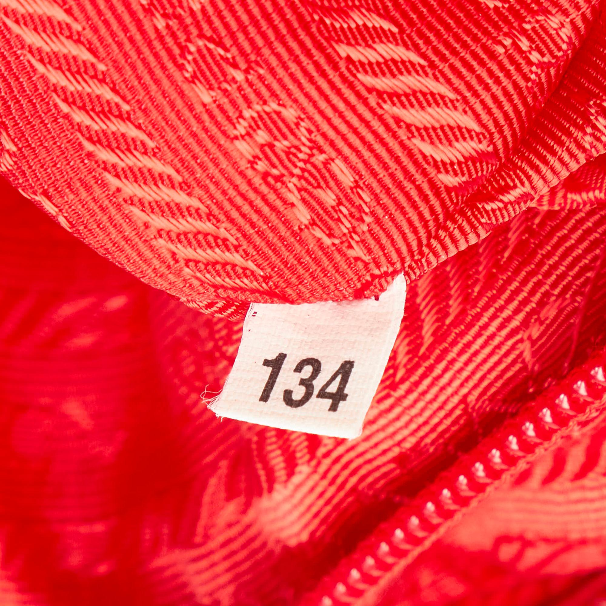 Prada Tessuto Shoulder Bag (SHG-28616)