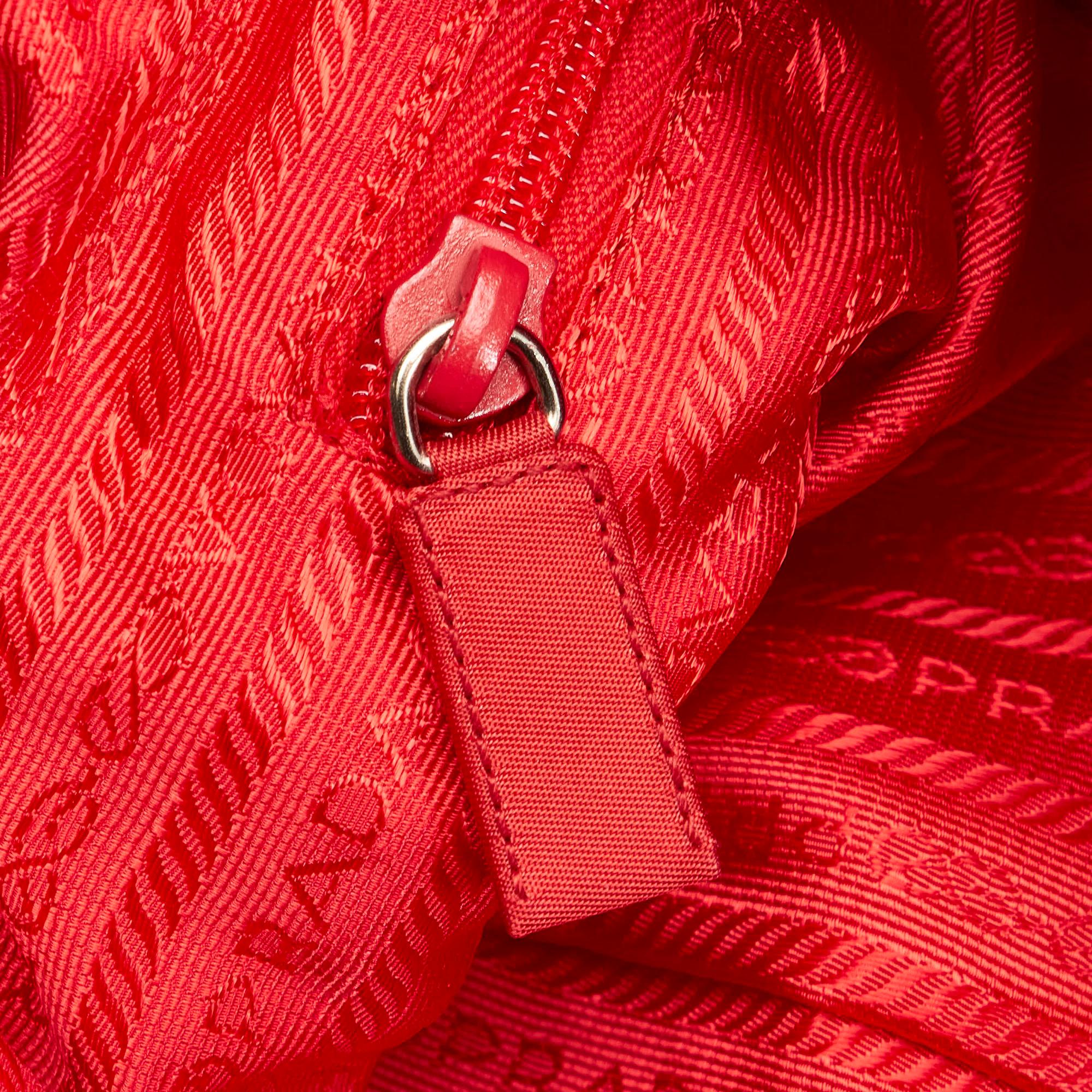 Prada Tessuto Shoulder Bag (SHG-28616)