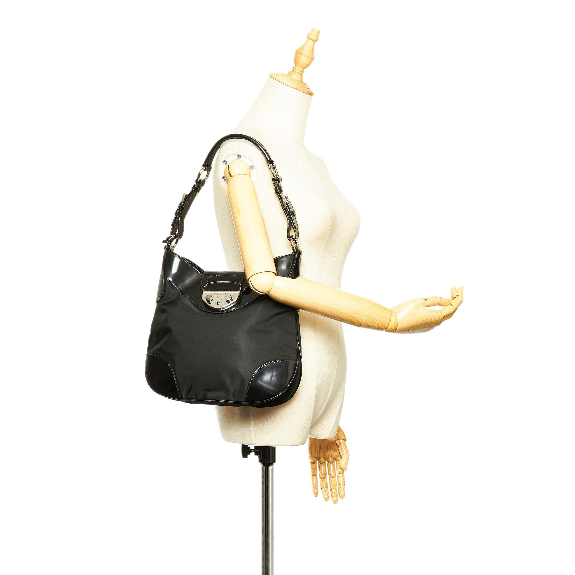 Prada Tessuto Shoulder Bag (SHG-31650)