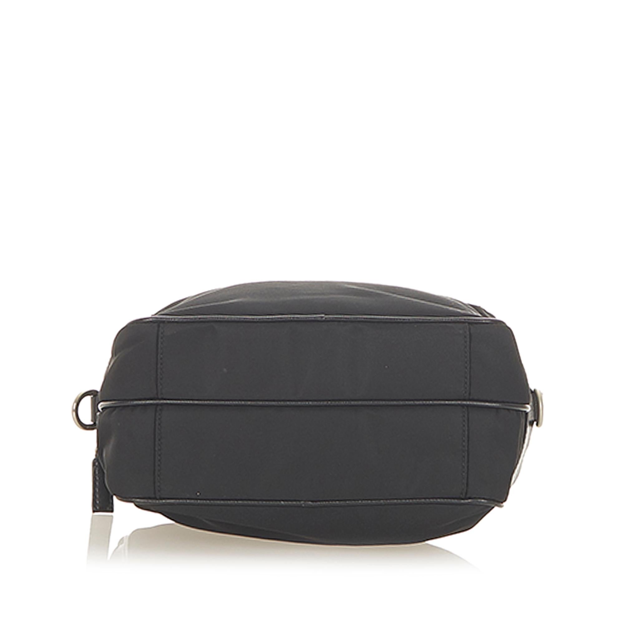 Prada Tessuto Shoulder Bag (SHG-31663)