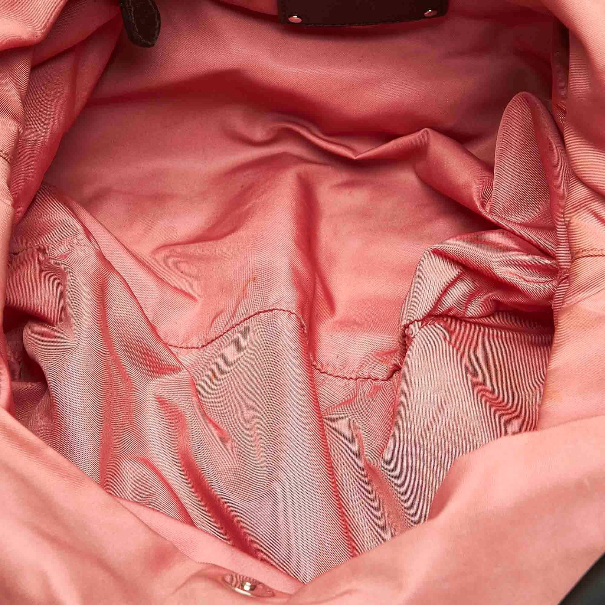 Prada Tessuto Shoulder Bag (SHG-36101)