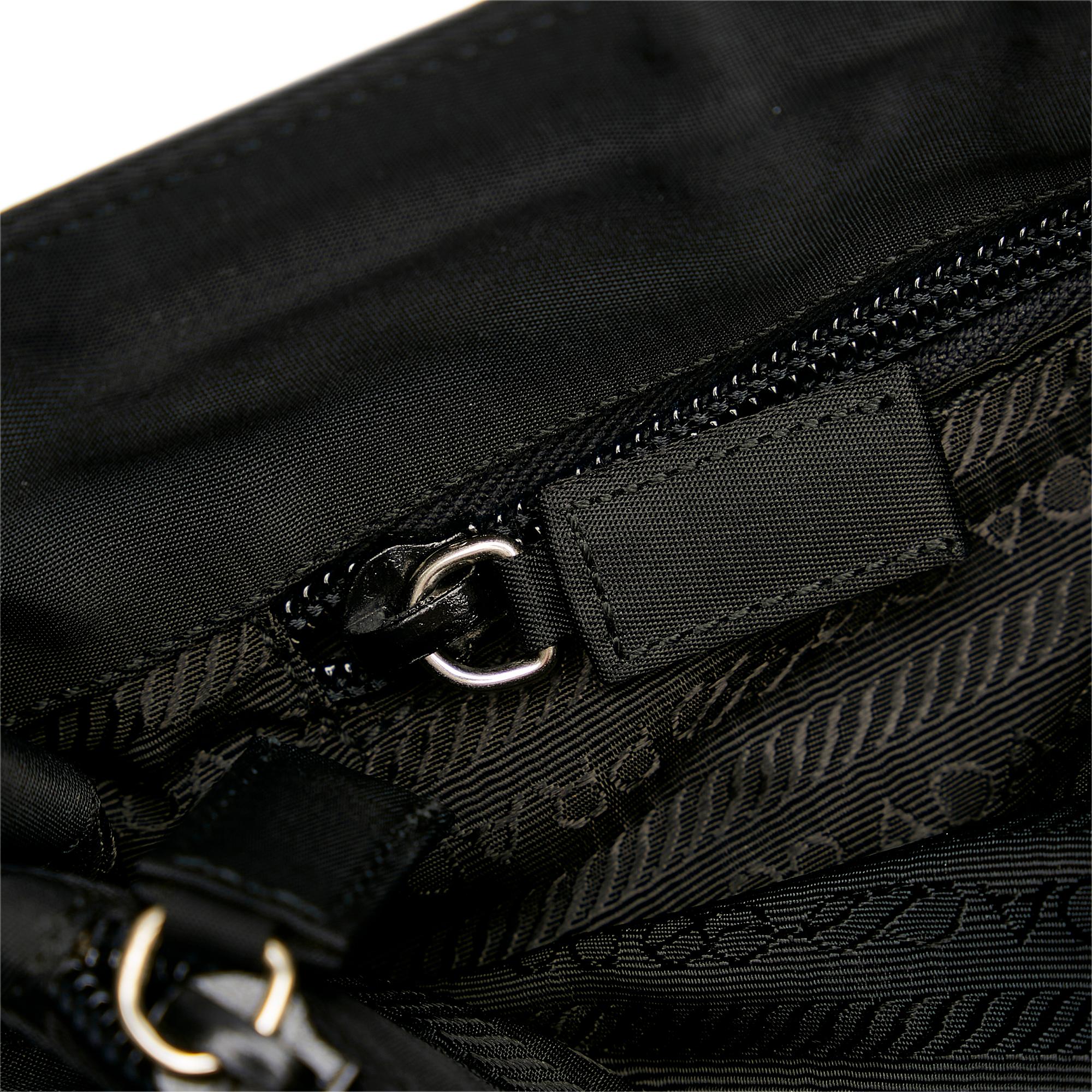 Prada Tessuto  Shoulder Bag (SHG-37101)