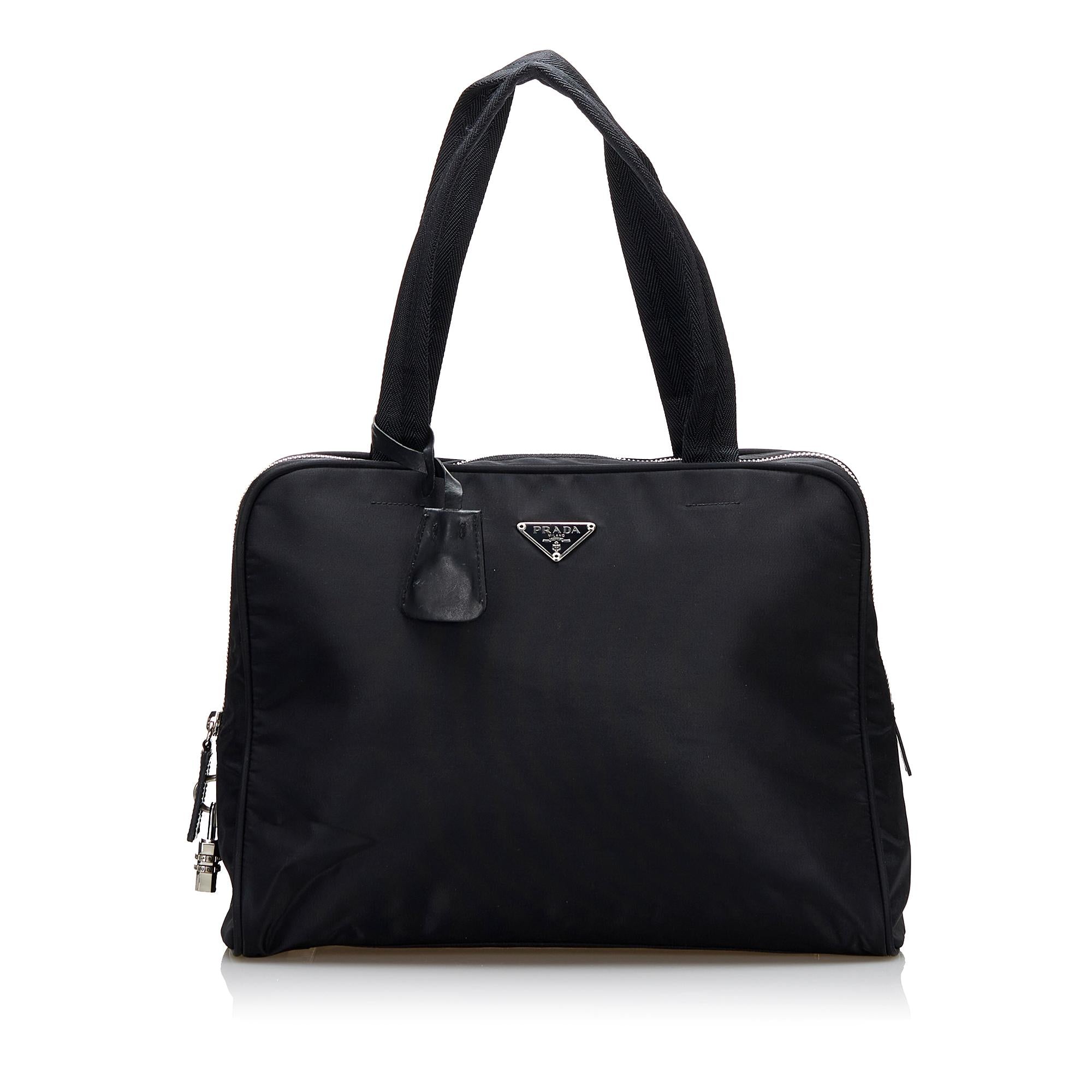 Prada Tessuto Shoulder Bag (SHG-KVLfZd)