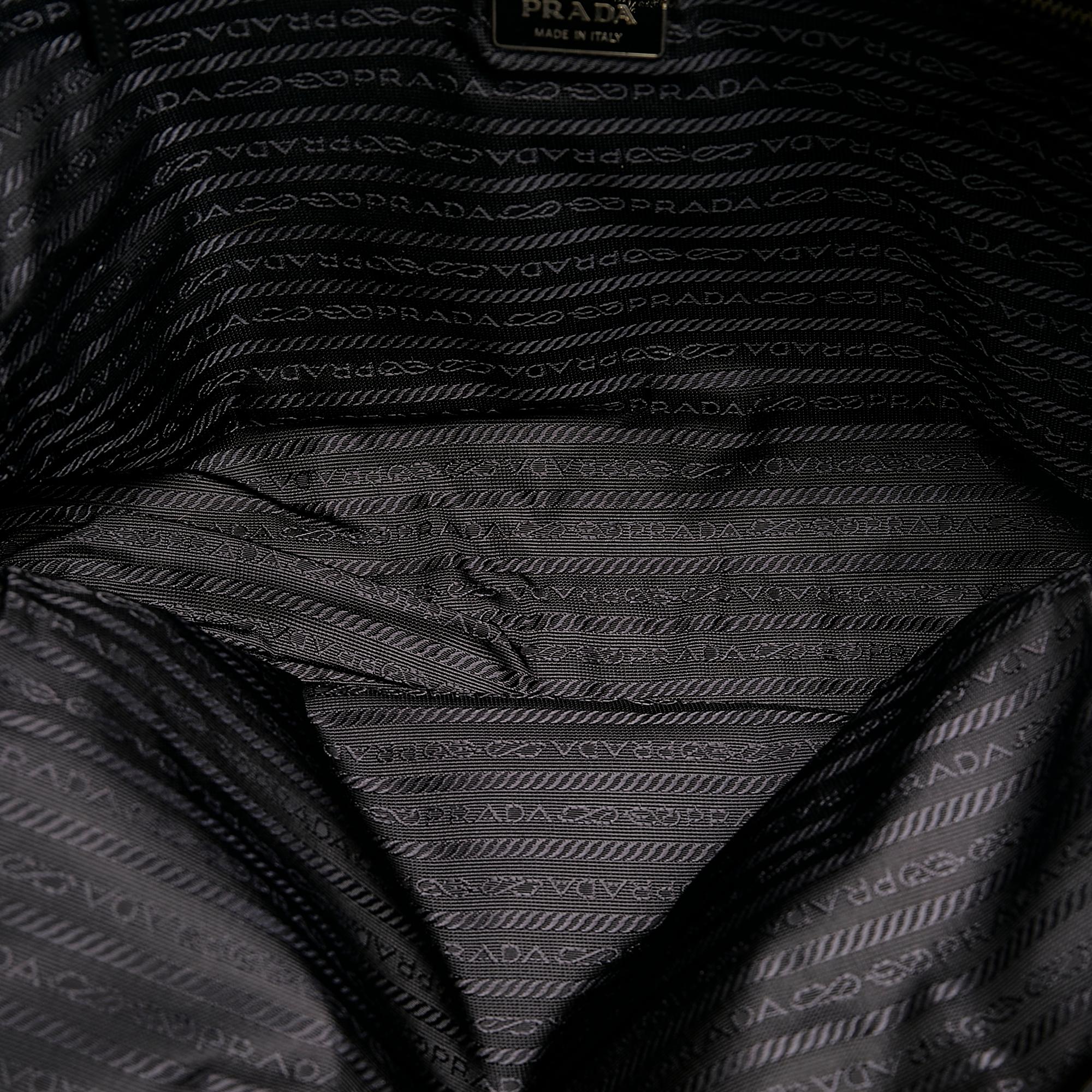 Prada Tessuto Shoulder Bag (SHG-KVLfZd)