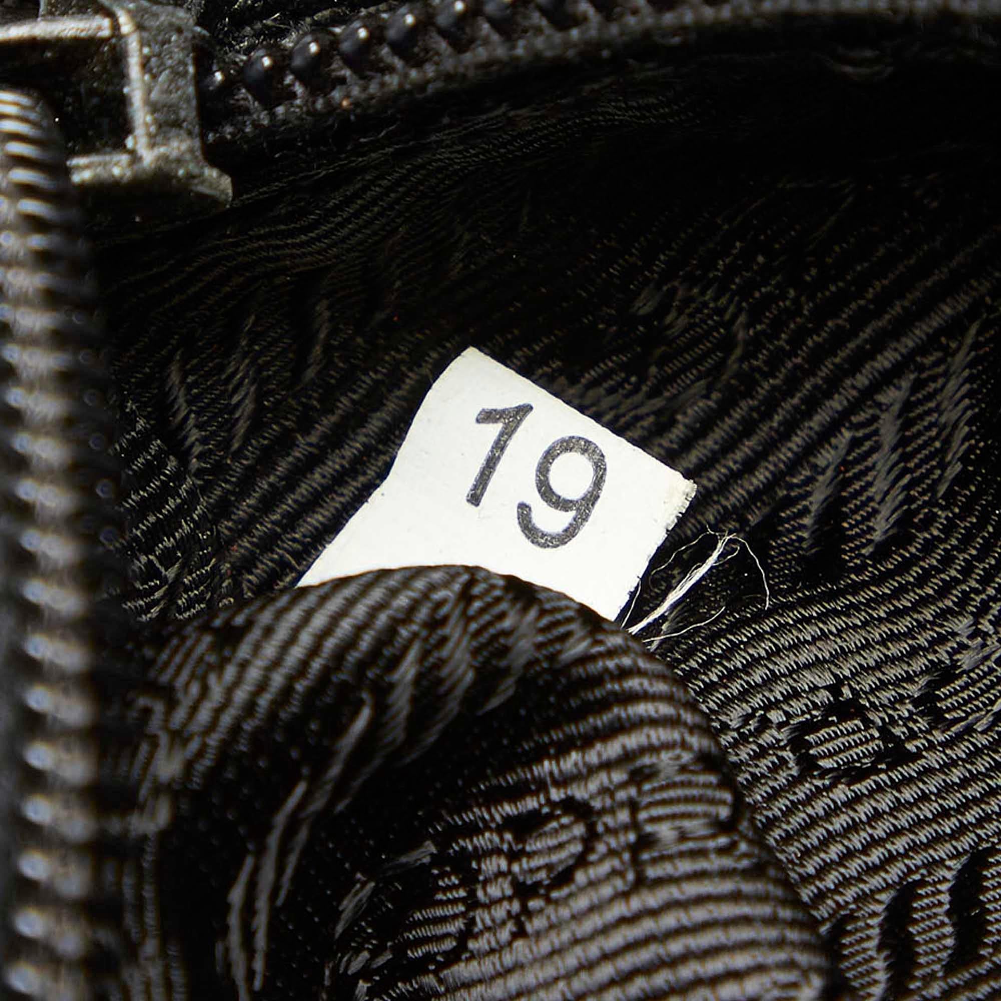 Prada Tessuto Tote Bag (SHG-19519)