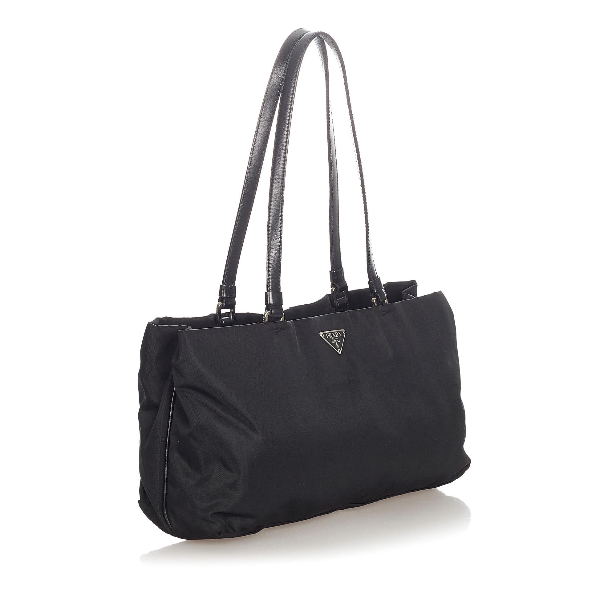 Prada Tessuto Tote Bag (SHG-31518)