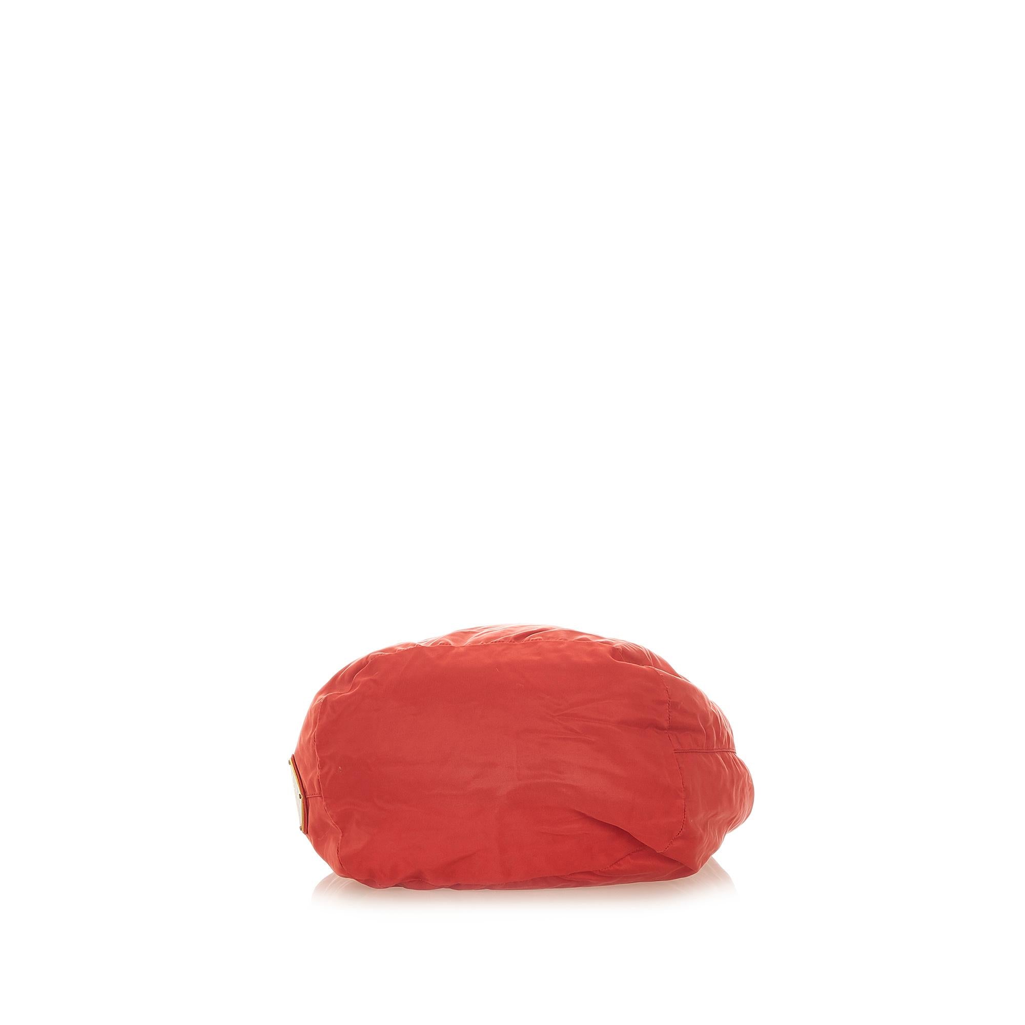 Prada Tessuto Tote Bag (SHG-32120)