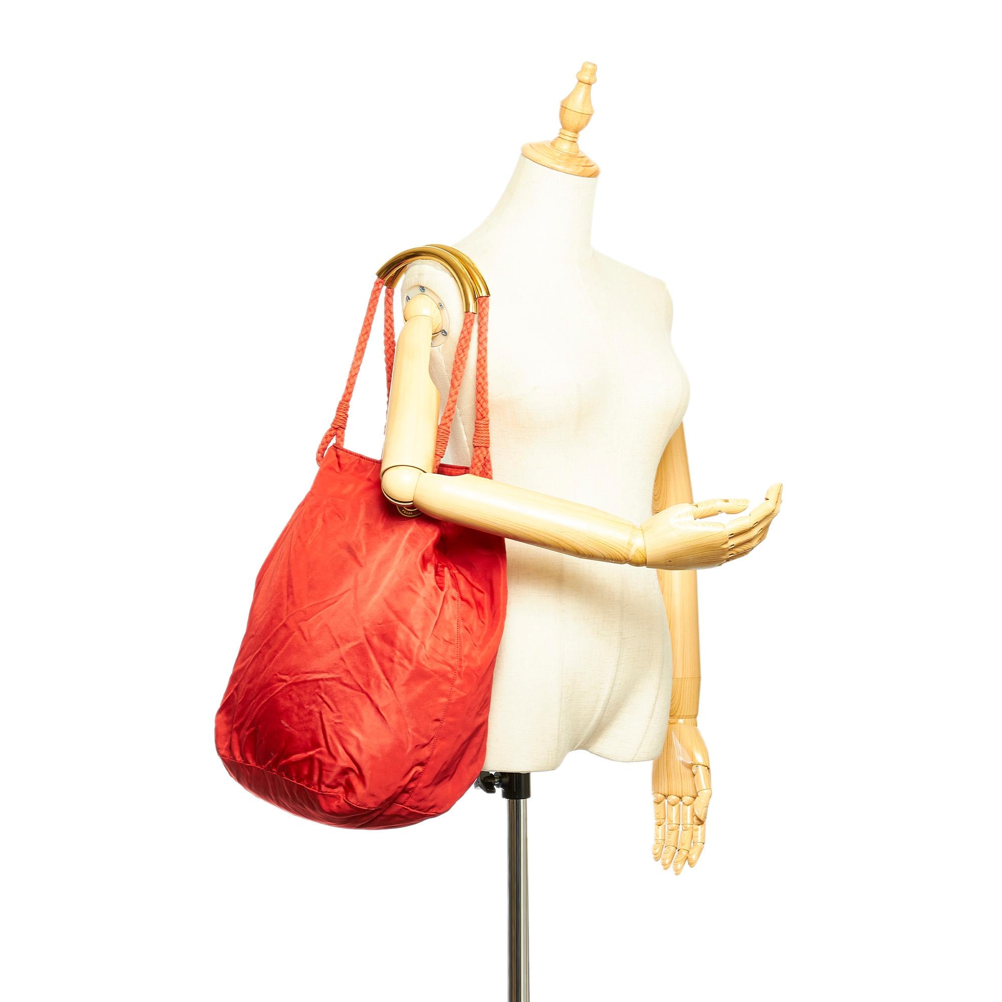 Prada Tessuto Tote Bag (SHG-32120)