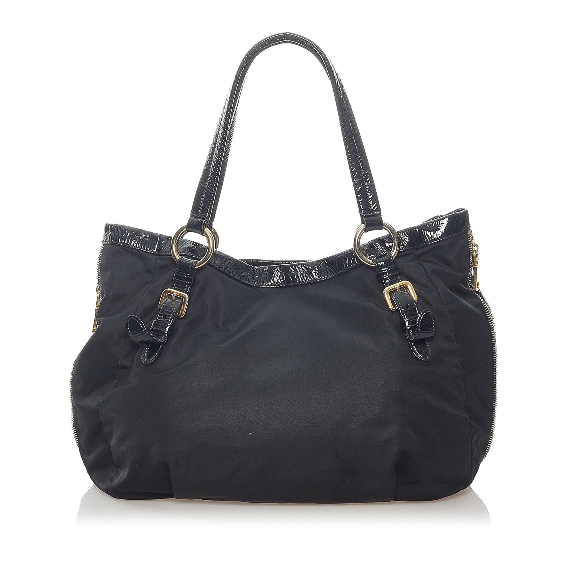 Prada Tessuto Tote Bag (SHG-36111)