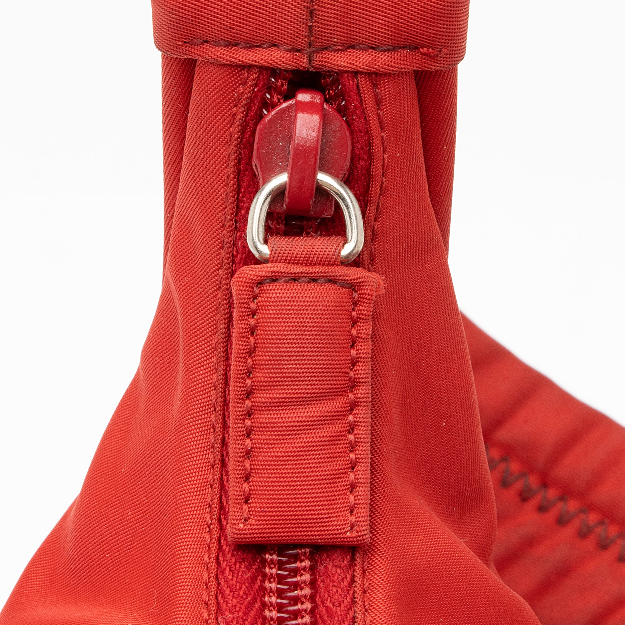 Prada Vintage Tessuto Hobo (SHF-SAtjcj)