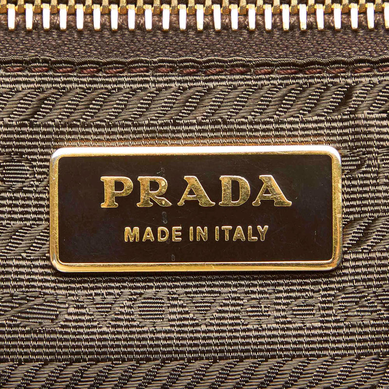 Prada Vitello Daino Handbag (SHG-19835)