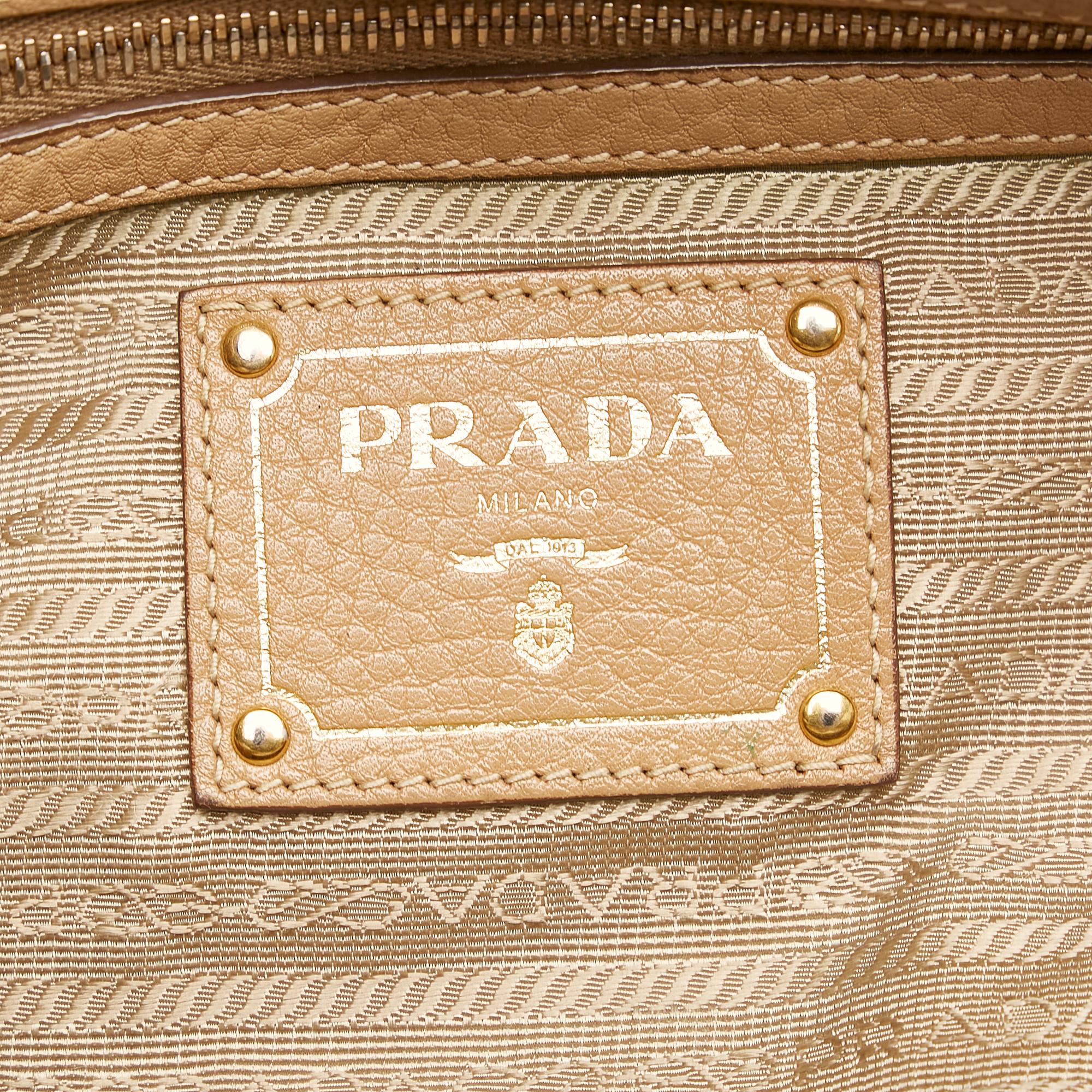 Prada Vitello Daino Satchel (SHG-29316)