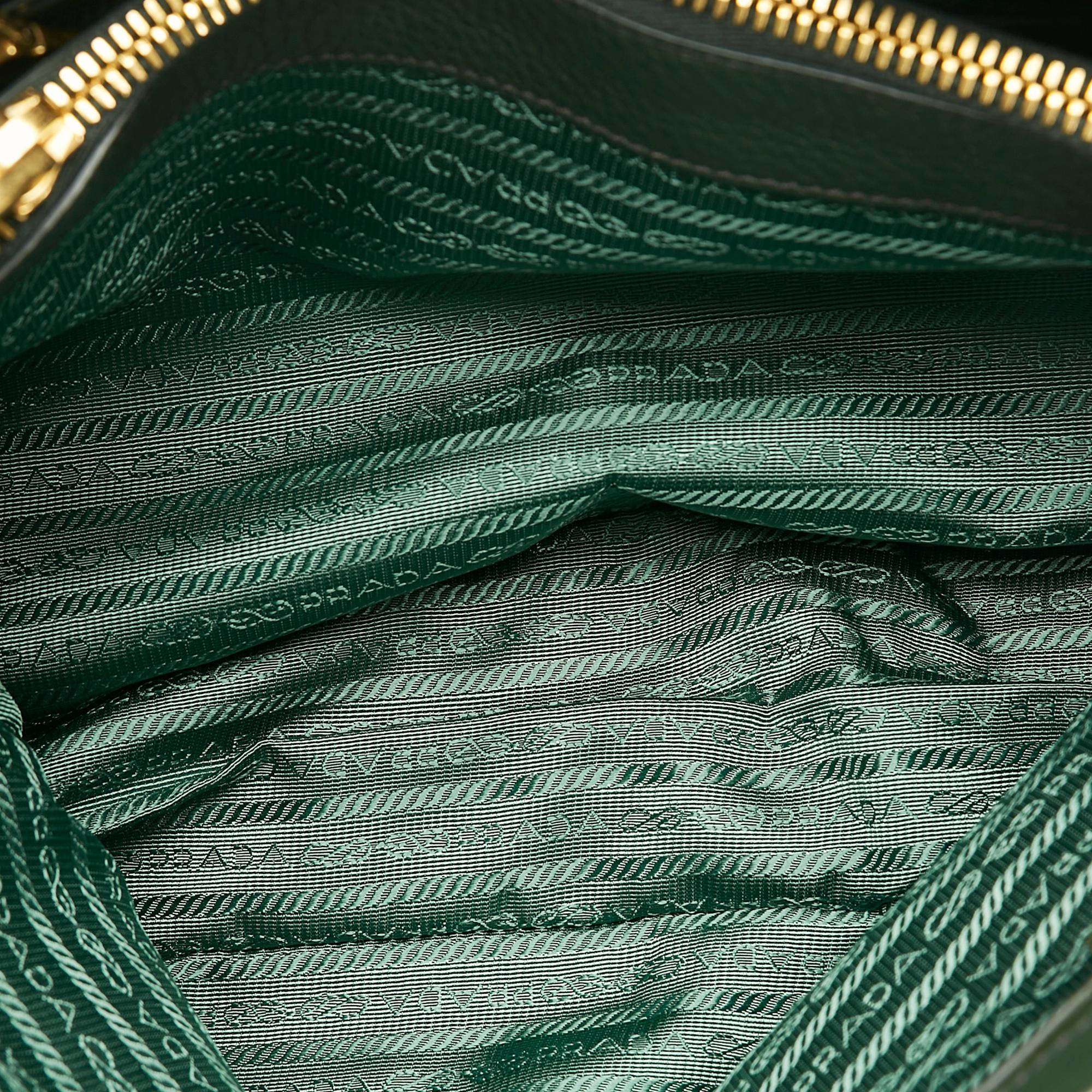 Prada Vitello Daino Satchel (SHG-37929)