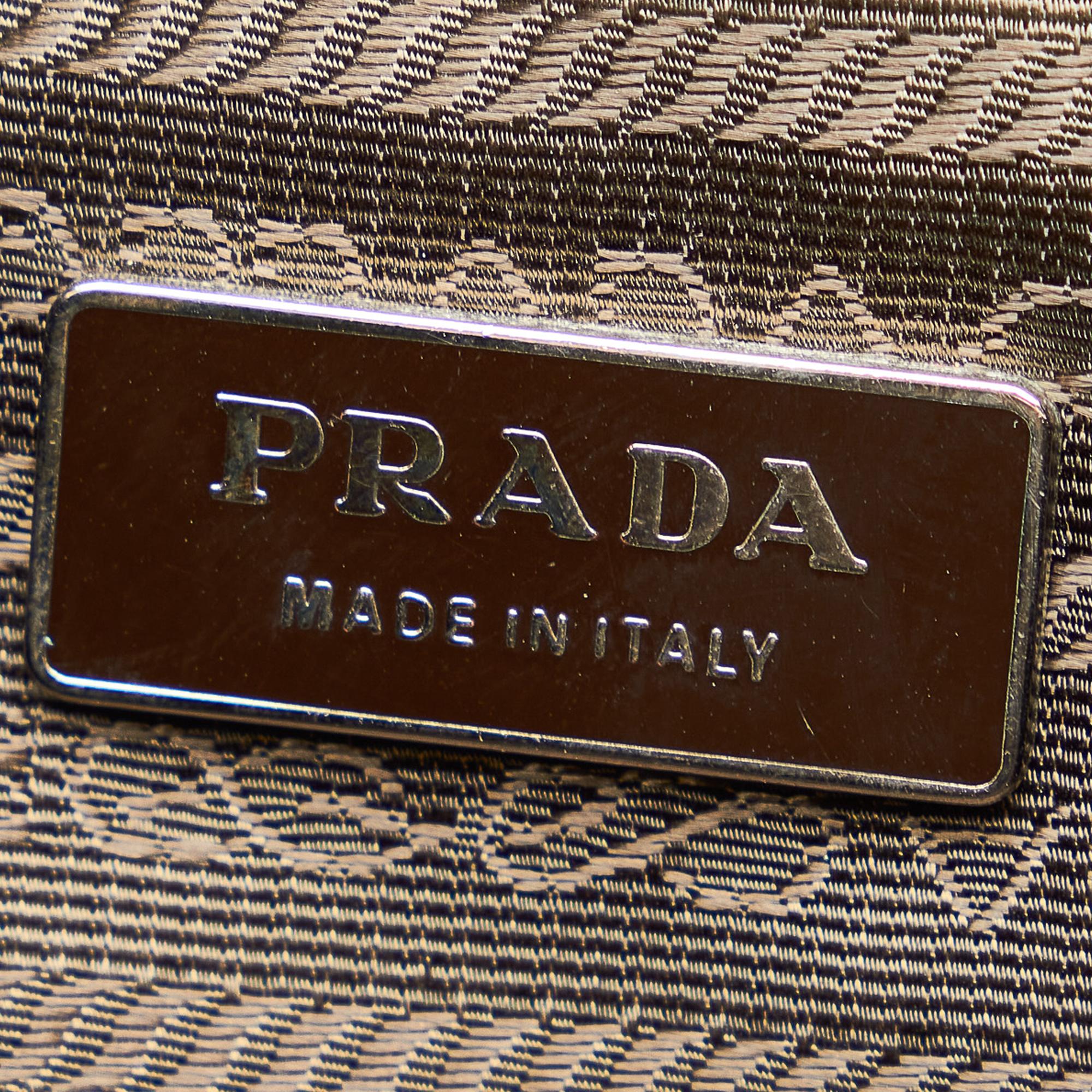 Prada Vitello Daino Shoulder Bag (SHG-24715)