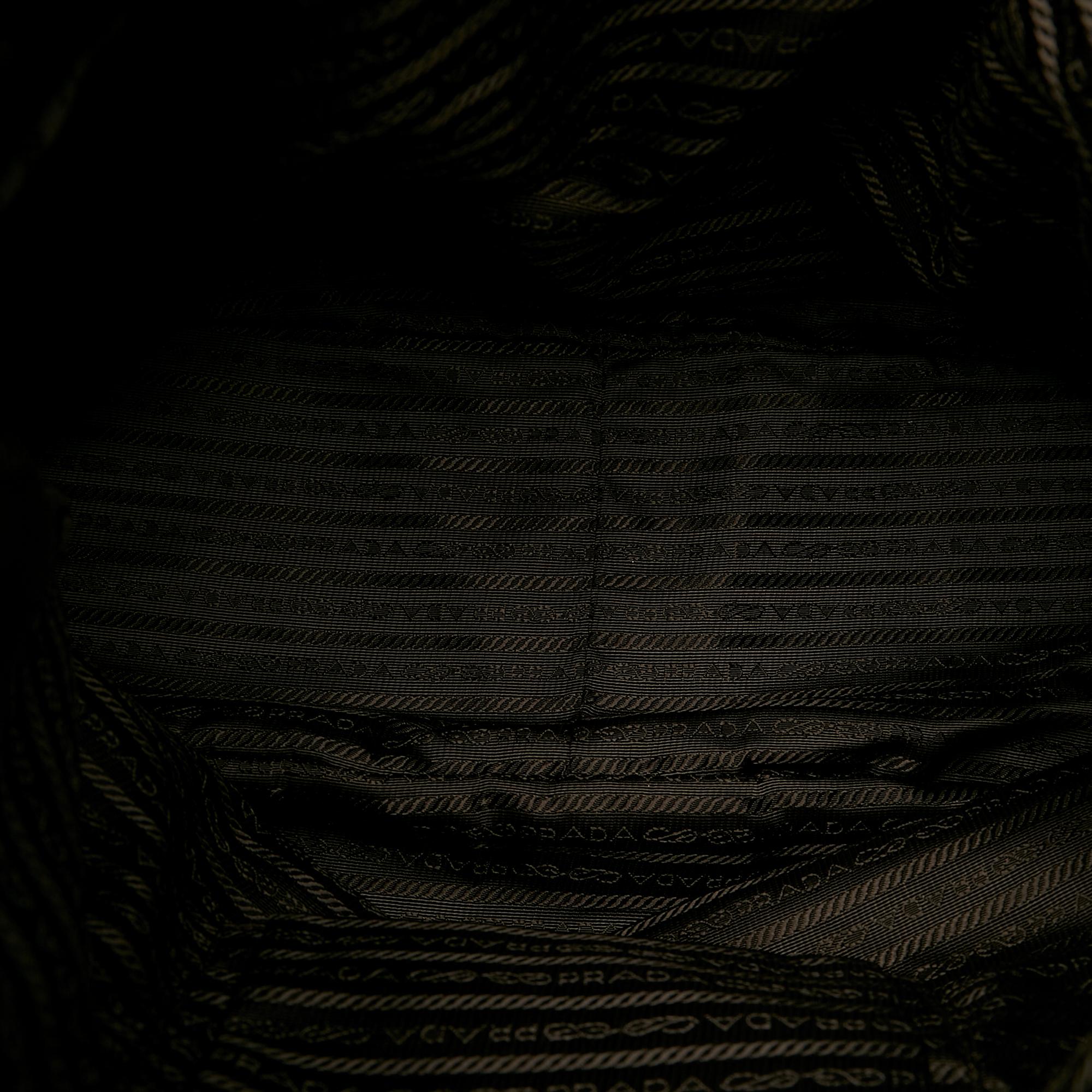 Prada Vitello Daino Tote Bag (SHG-31562)