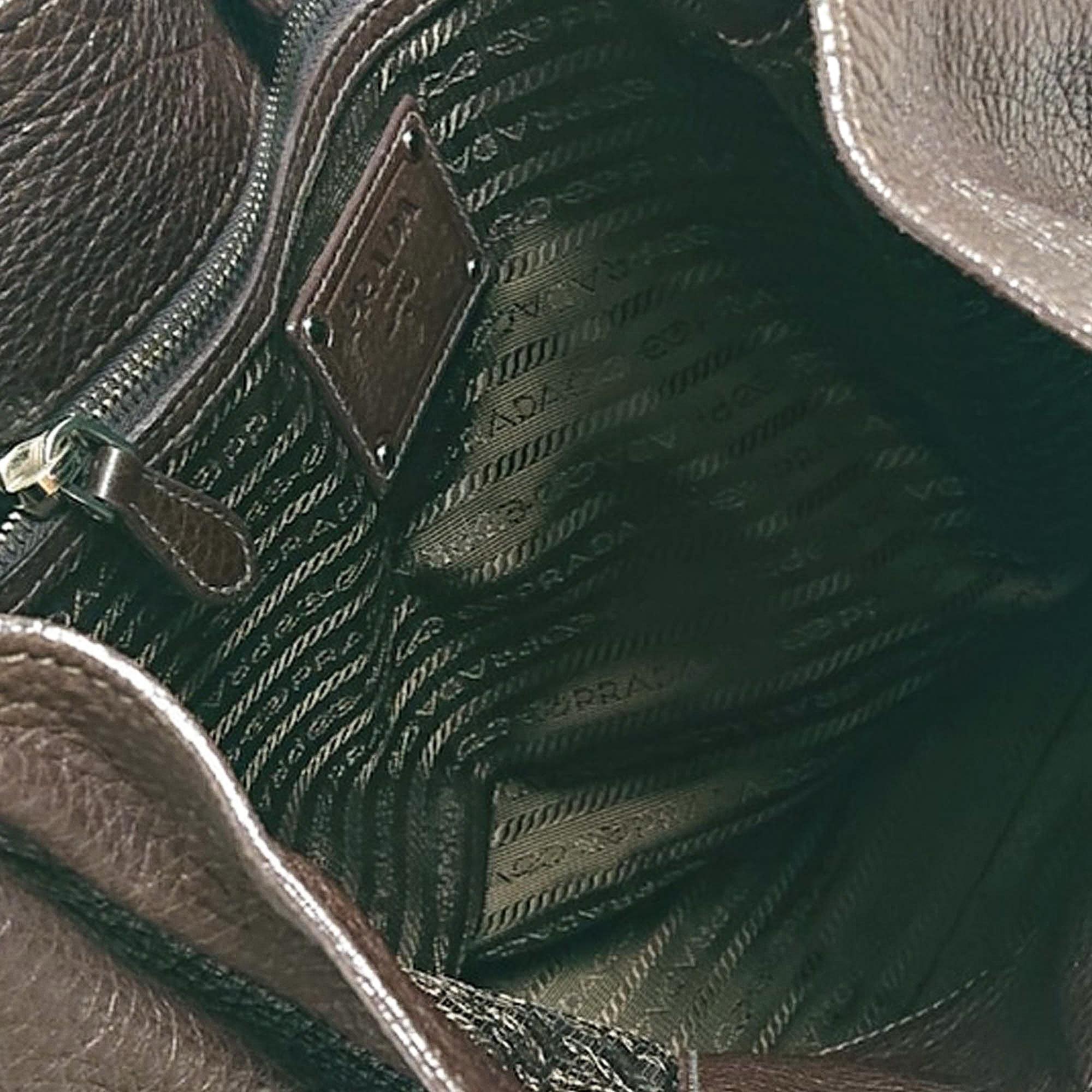 Prada Vitello Daino Tote Bag (SHG-31569)