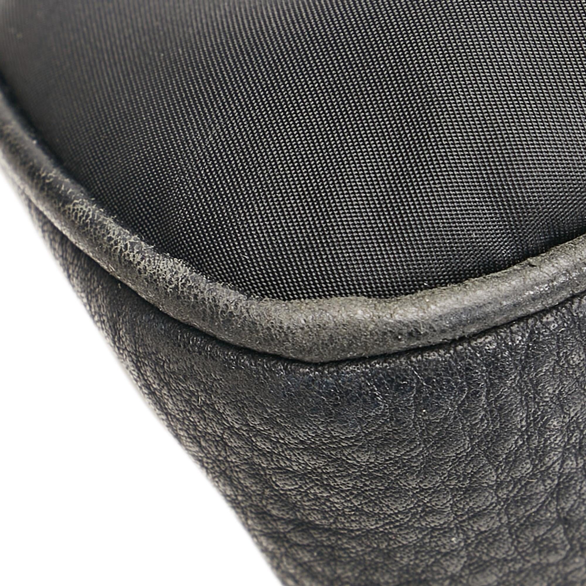 Prada Vitello Daino-Trimmed Tessuto Satchel (SHG-35509)