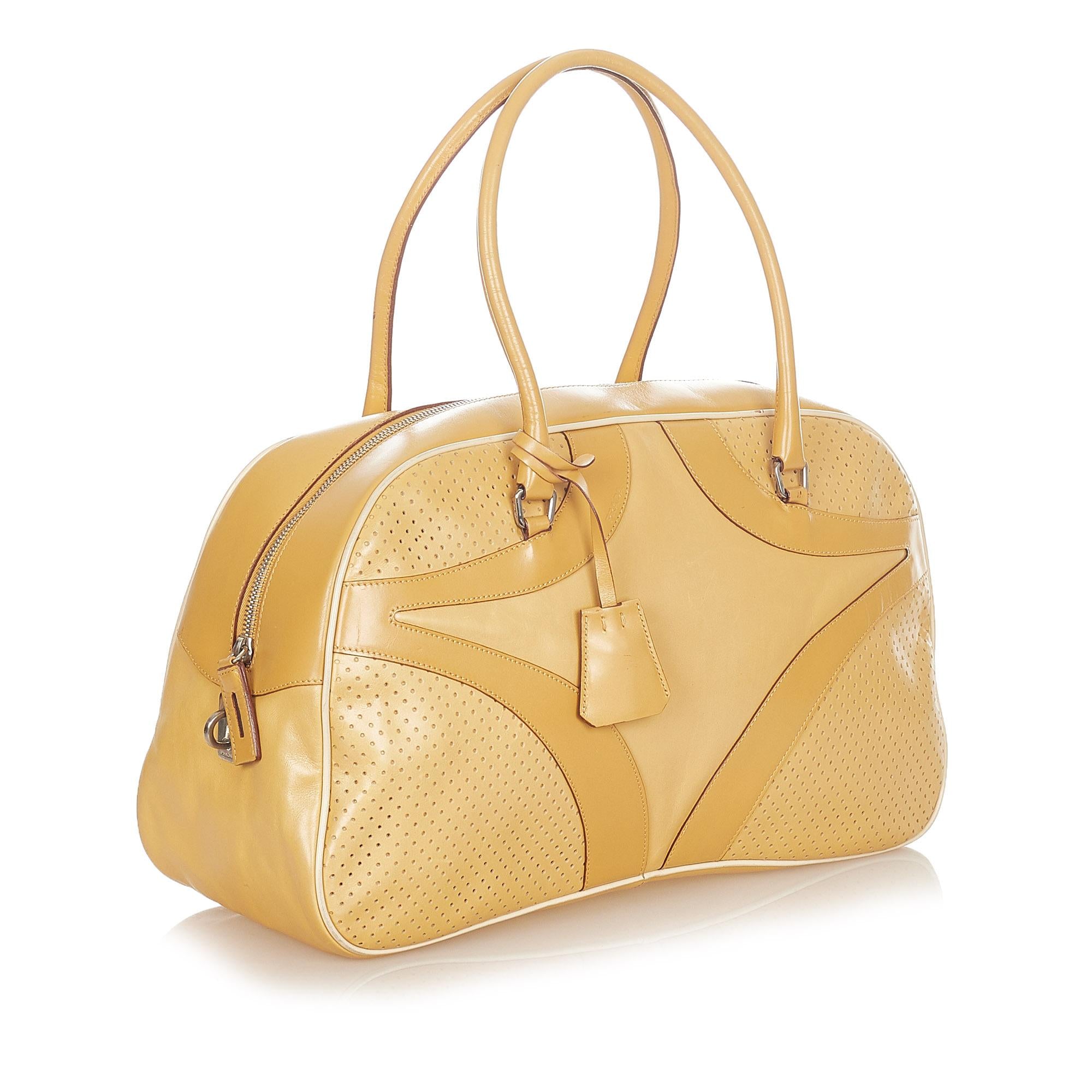 Prada Vitello Drive Leather Handbag (SHG-20978)