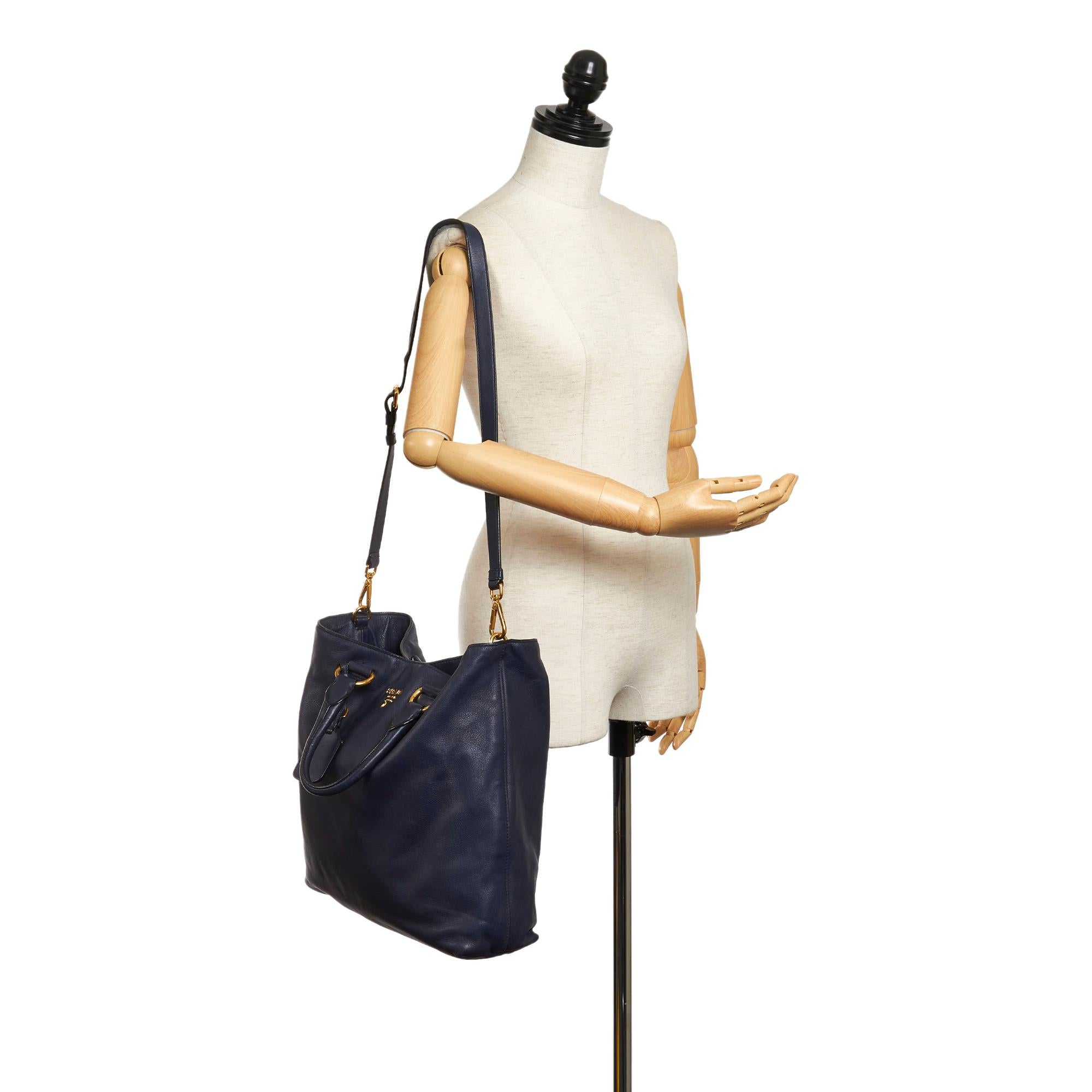 Prada Vitello Satchel (SHG-32047)