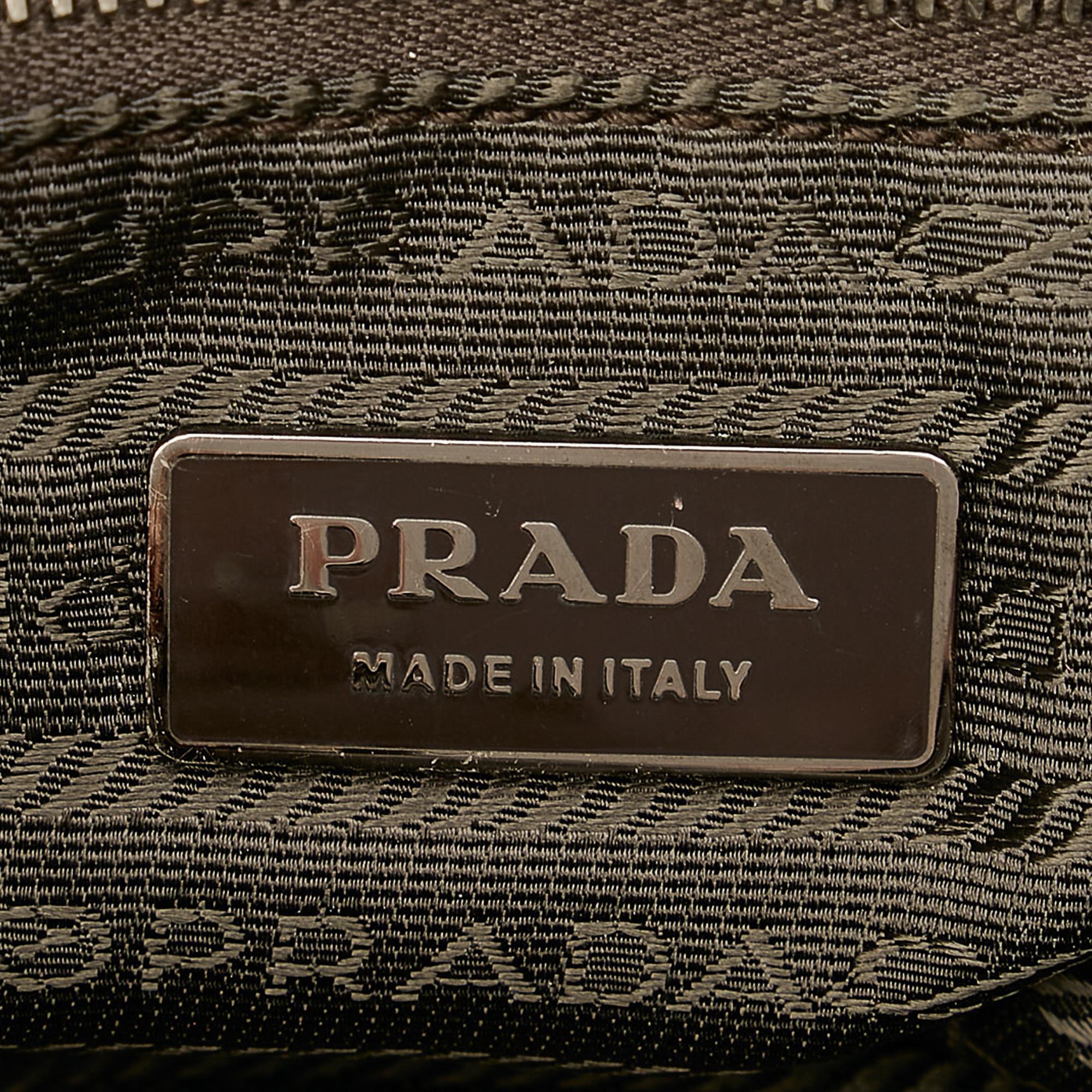 Prada Vitello Shine Shoulder Bag (SHG-31869)
