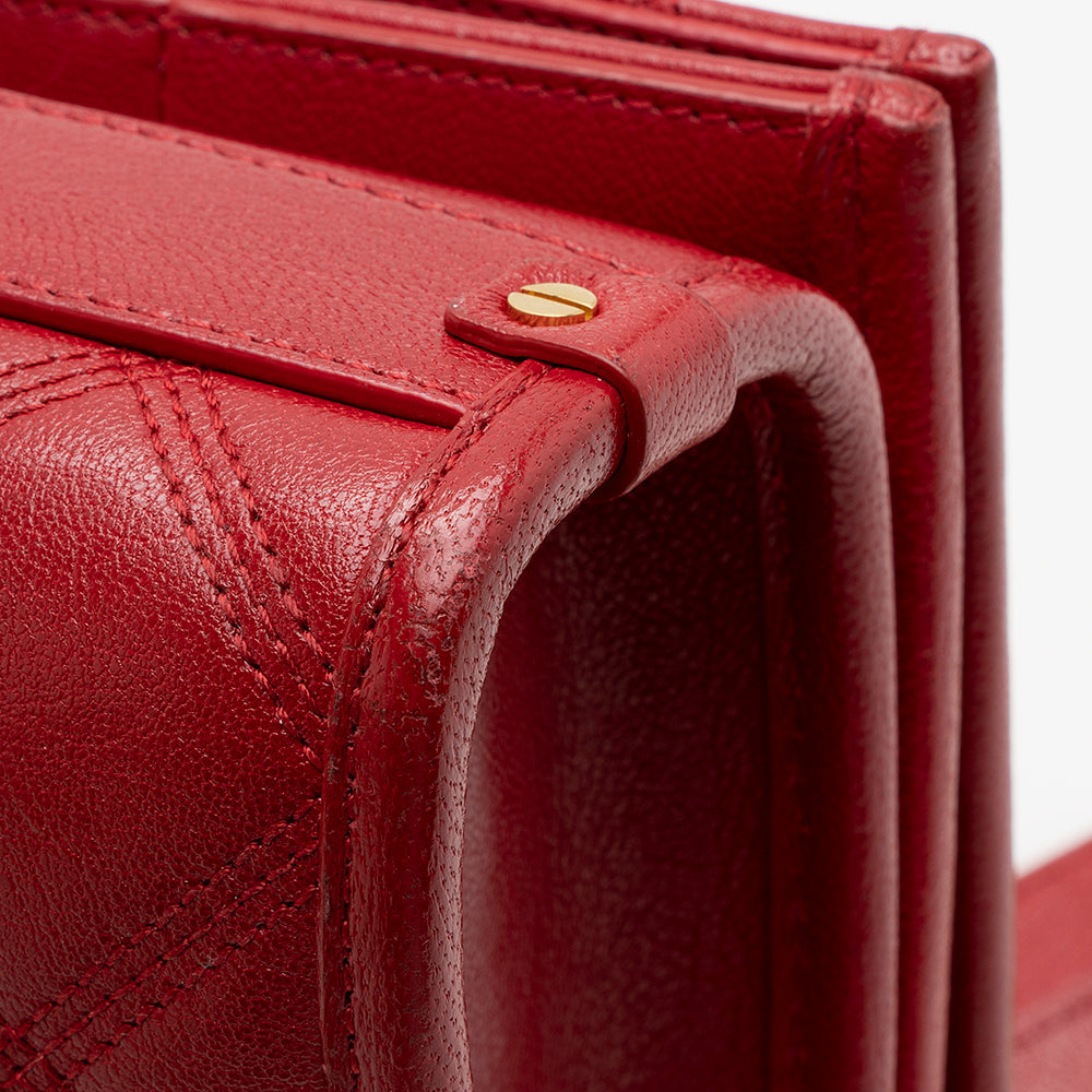 Saint Laurent Diamond Quilted Leather Becky Small Shoulder Bag (SHF-22081)