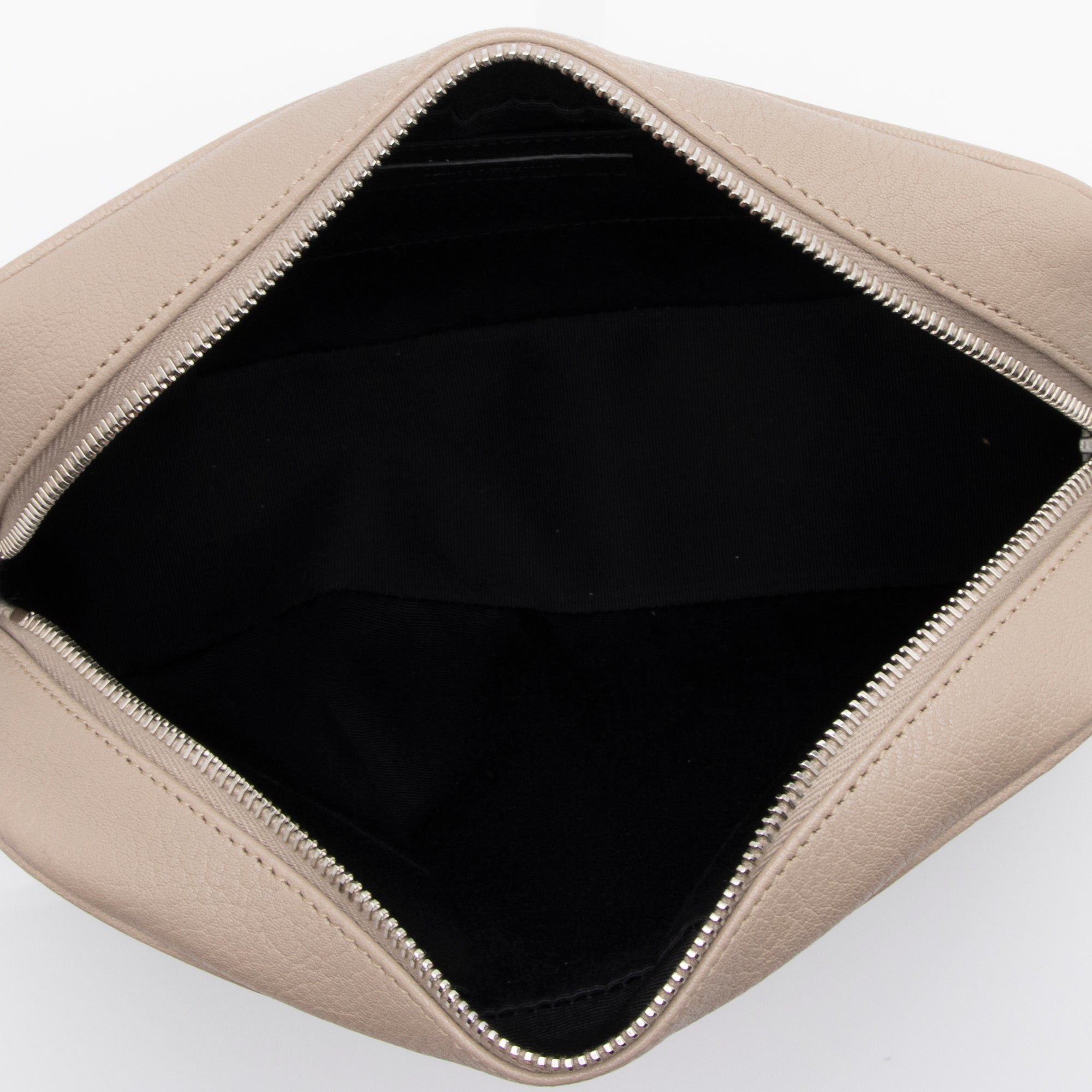 Saint Laurent Lambskin Monogram Lou Camera Bag (SHF-TLtEDd)