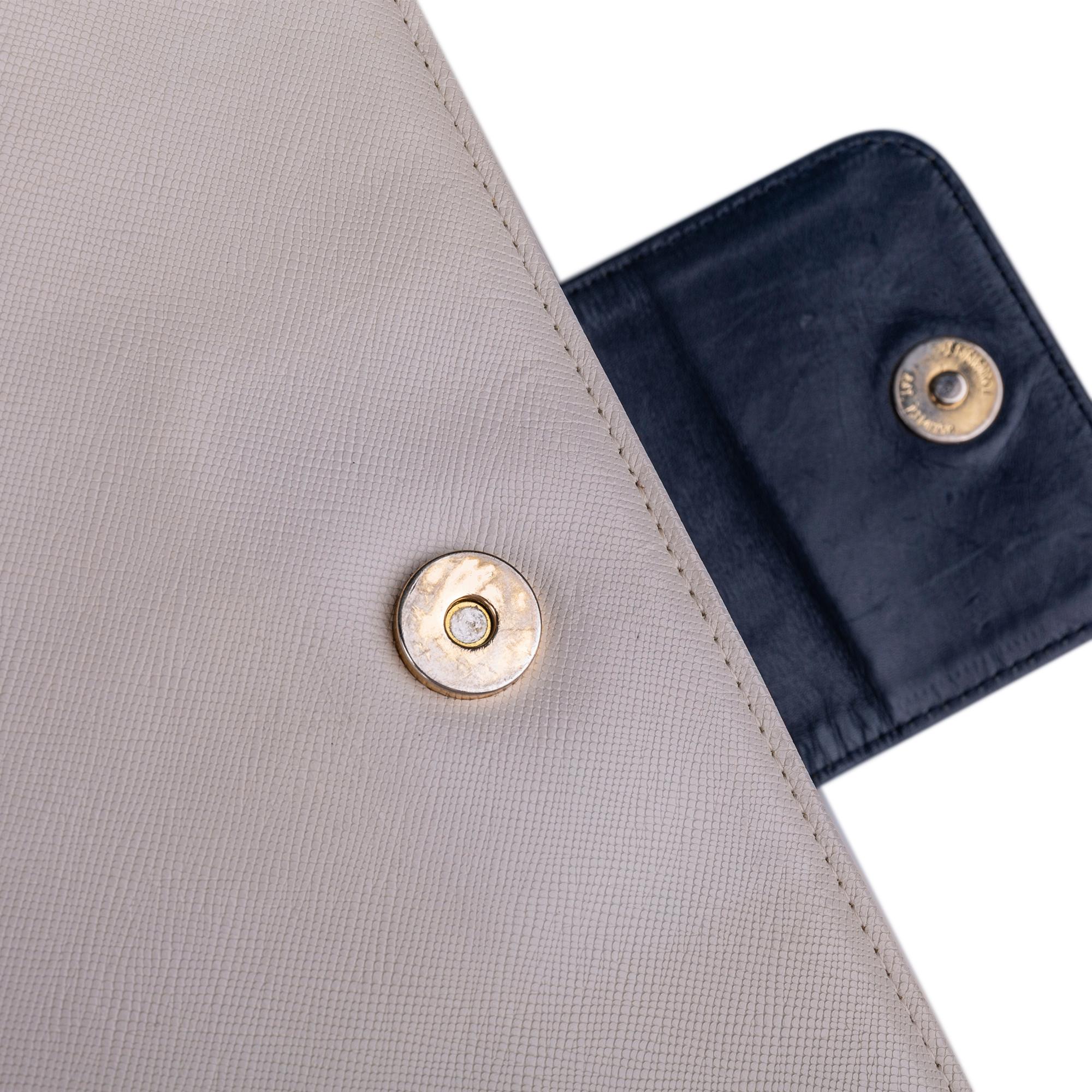 Saint Laurent Leather Clutch Bag (SHG-34661)