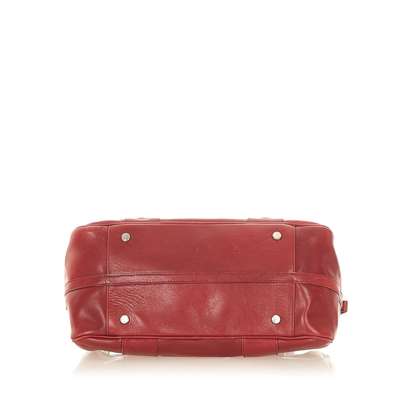 Saint Laurent Leather Shoulder Bag (SHG-31506)