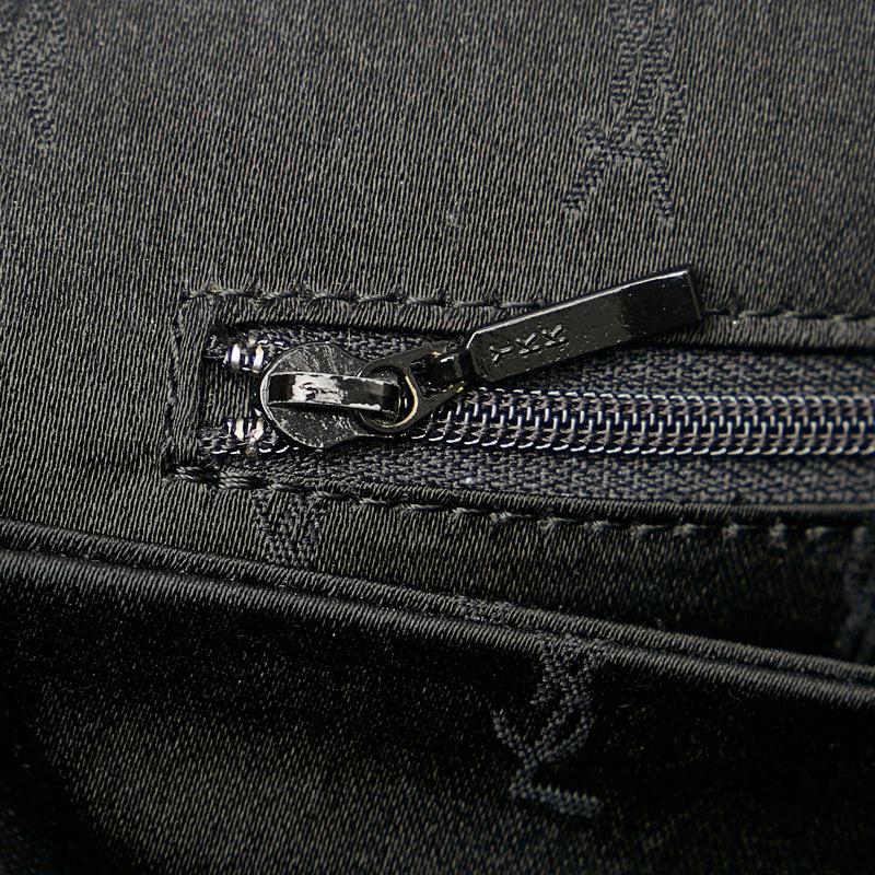 Saint Laurent Leather Shoulder Bag (SHG-31797)
