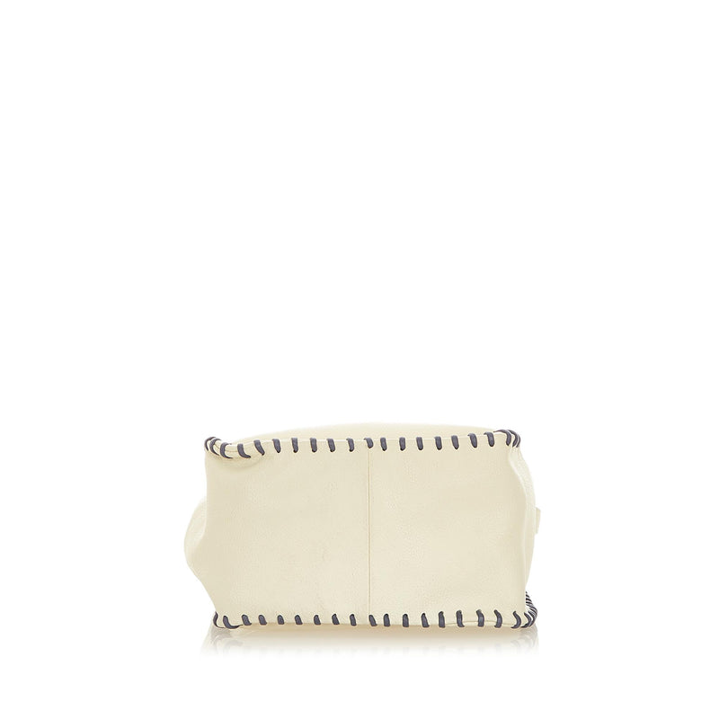 Saint Laurent Leather Shoulder Bag (SHG-32506)