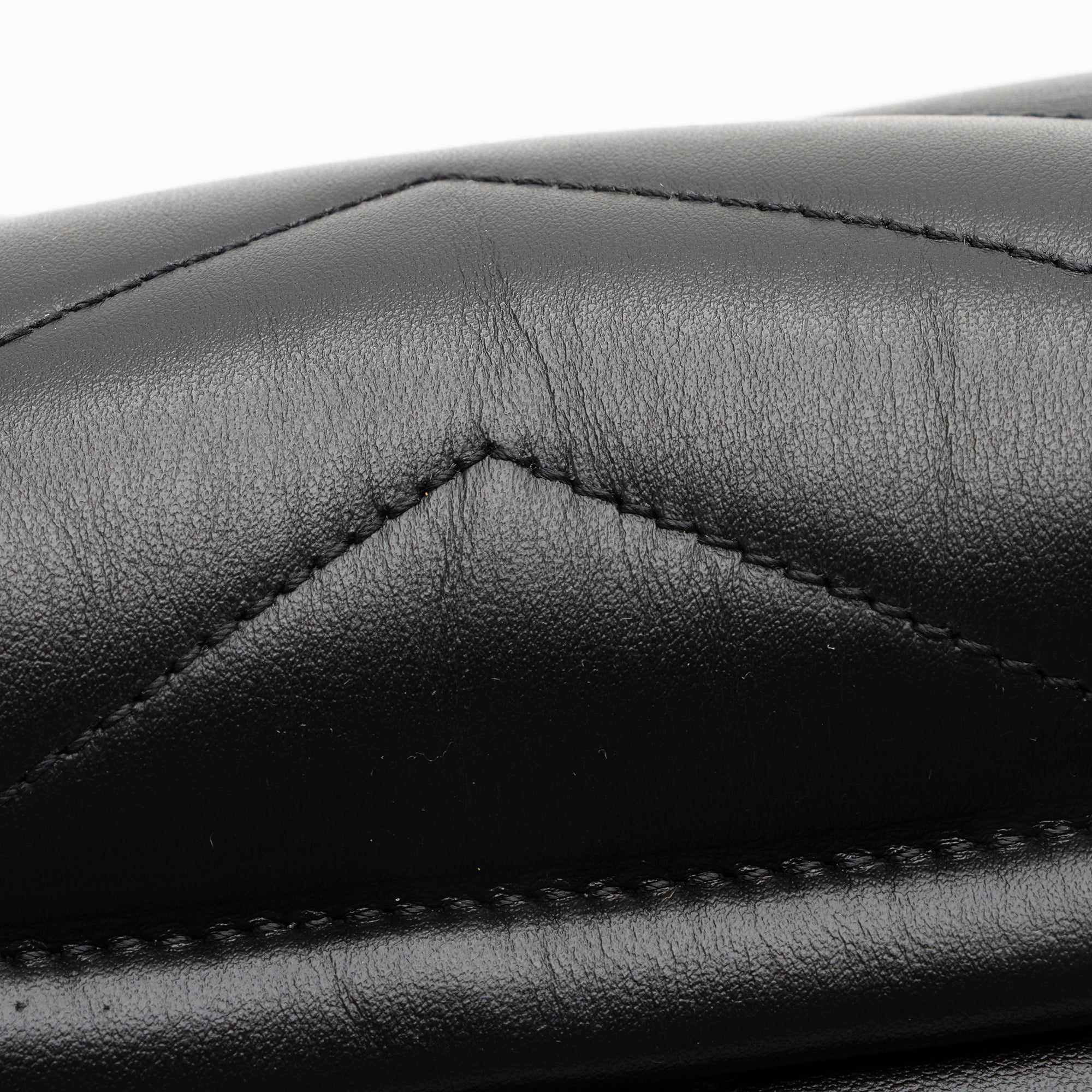 Saint Laurent Matelasse Calfskin Monogram LouLou Chain Medium Shoulder Bag (SHF-22876)