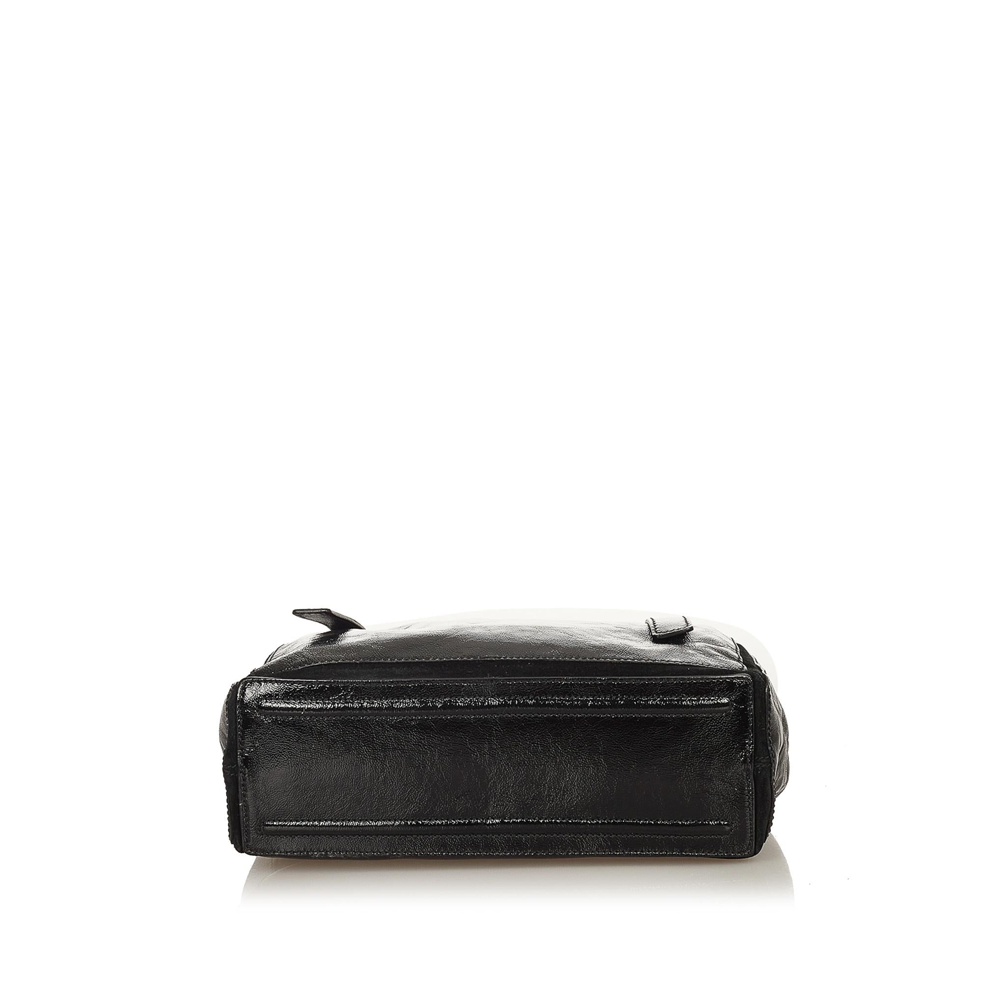 Saint Laurent Muse Two Patent Leather Crossbody (SHG-31896)