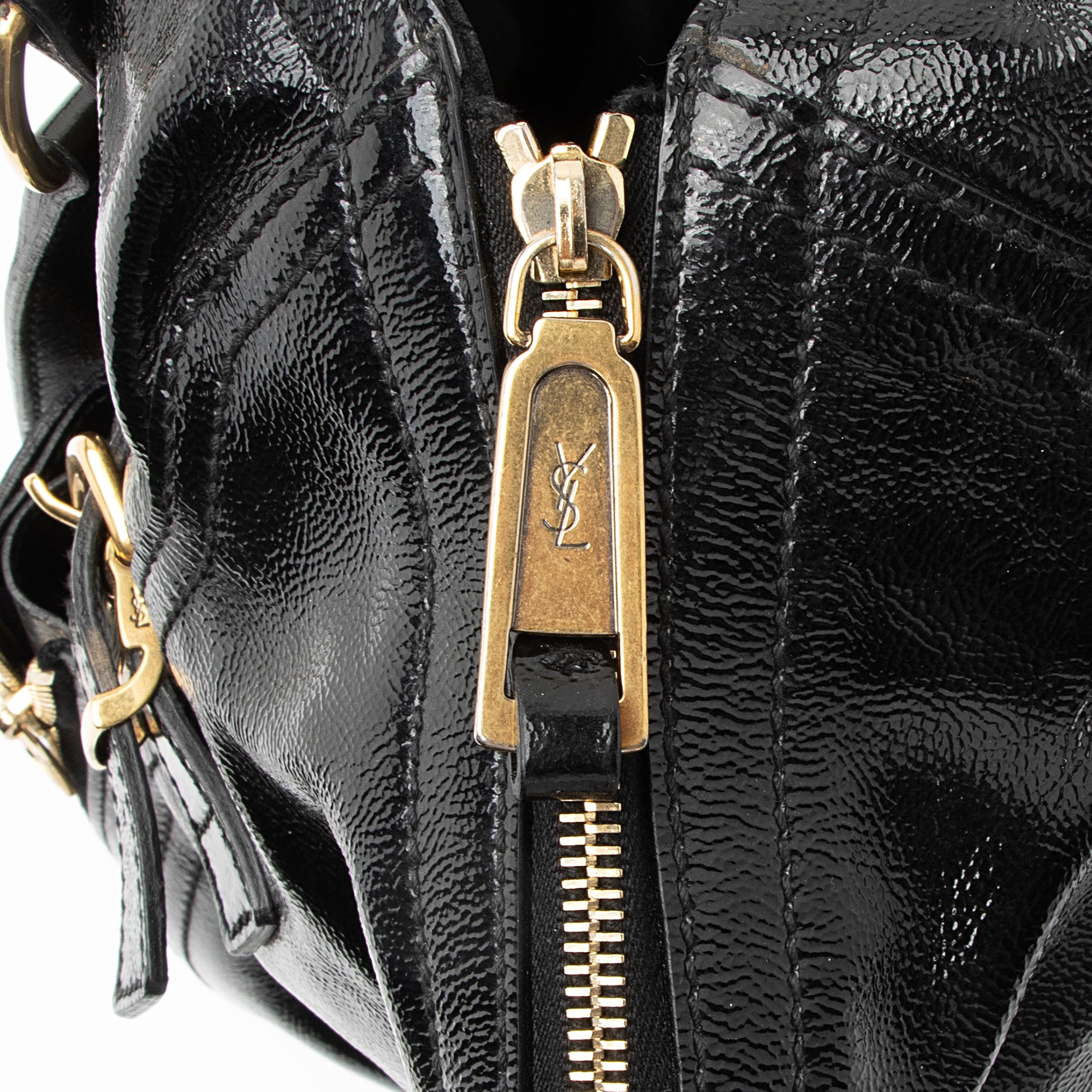 Saint Laurent Patent Leather Downtown Large Tote (SHF-23143)