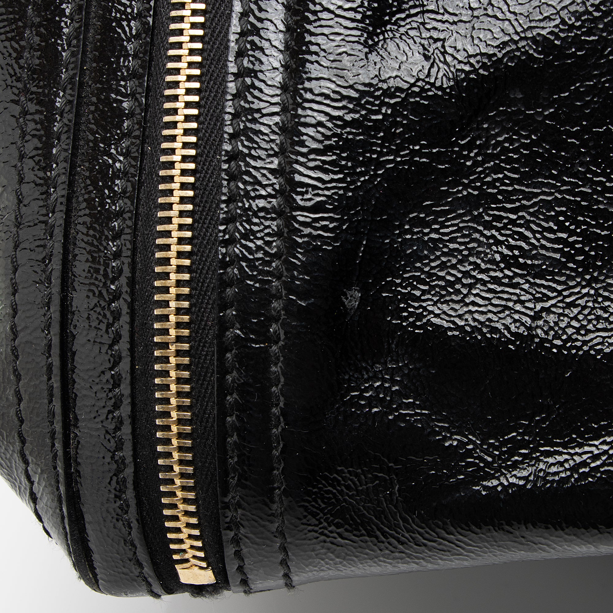 Saint Laurent Patent Leather Downtown Large Tote (SHF-23143)