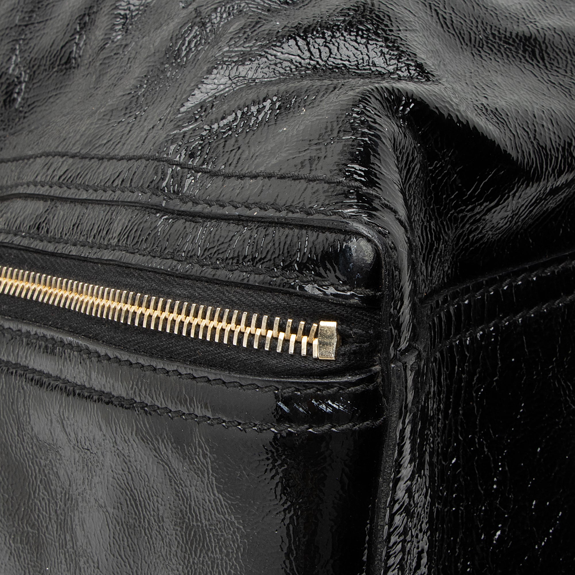 Saint Laurent Patent Leather Downtown Large Tote (SHF-23143)