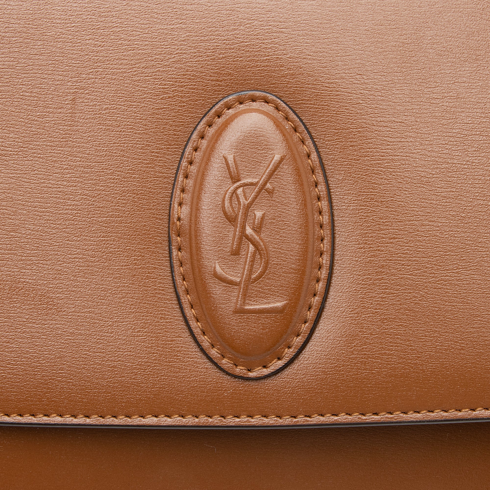 Saint Laurent Smooth Calfskin Monogram Le 61 Saddle Small Crossbody Bag (SHF-23810)