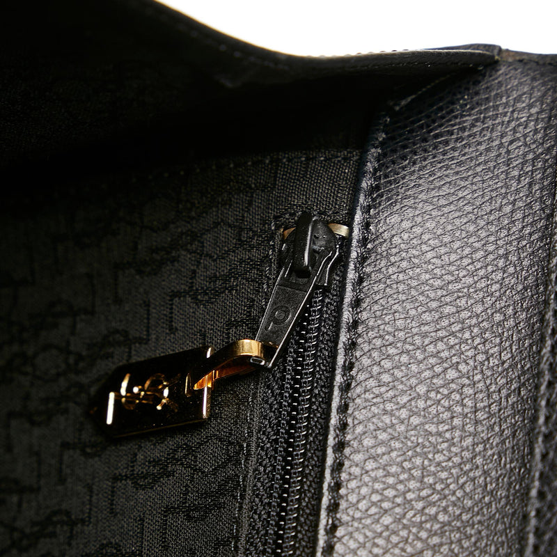 Saint Laurent Studded Leather Crossbody Bag (SHG-27910)