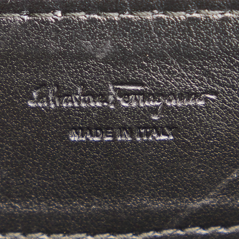 Salvatore Ferragamo Gancini Bicolor Leather Clutch Bag (SHG-31716)
