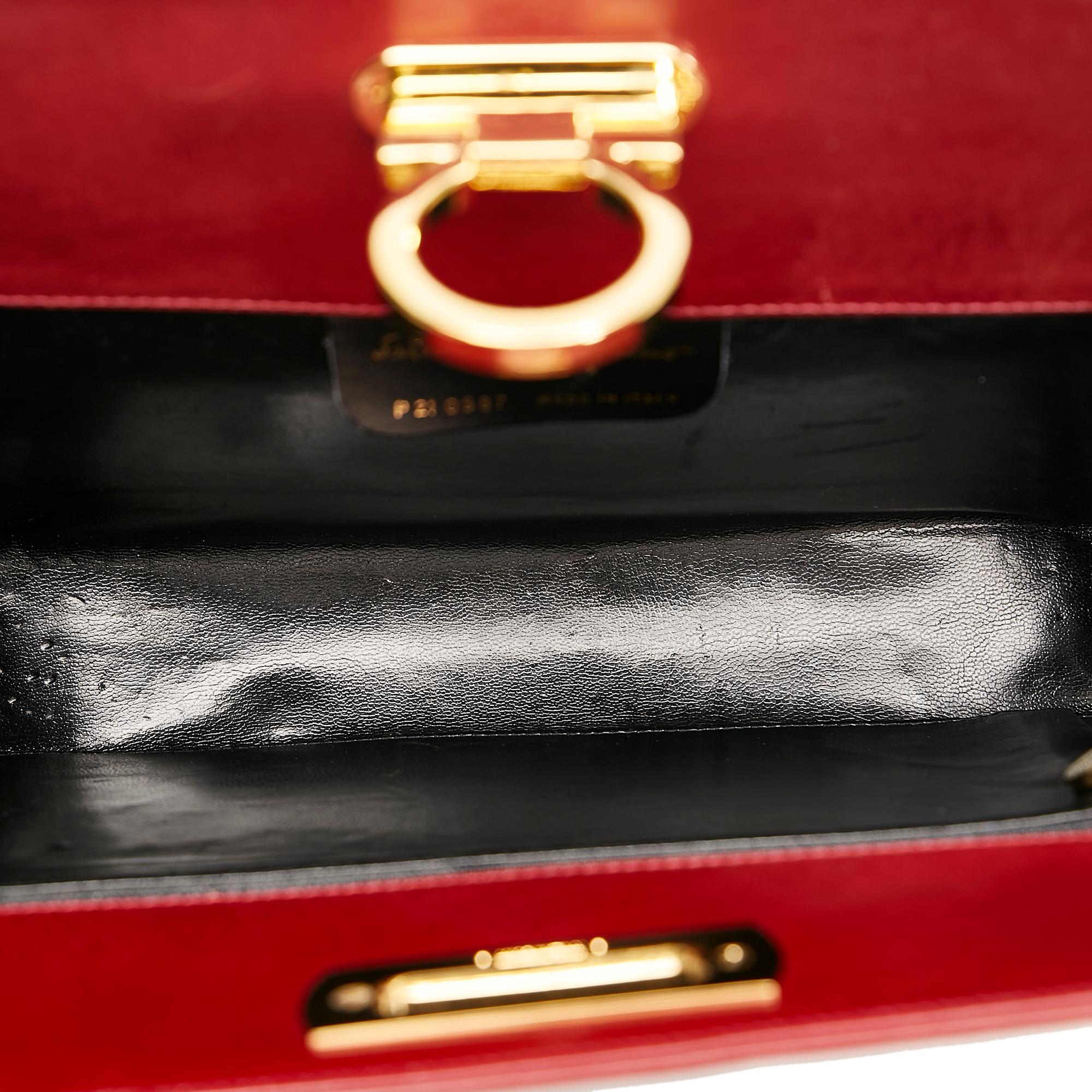 Salvatore Ferragamo Gancini Leather Chain Crossbody Bag (SHG-37925)