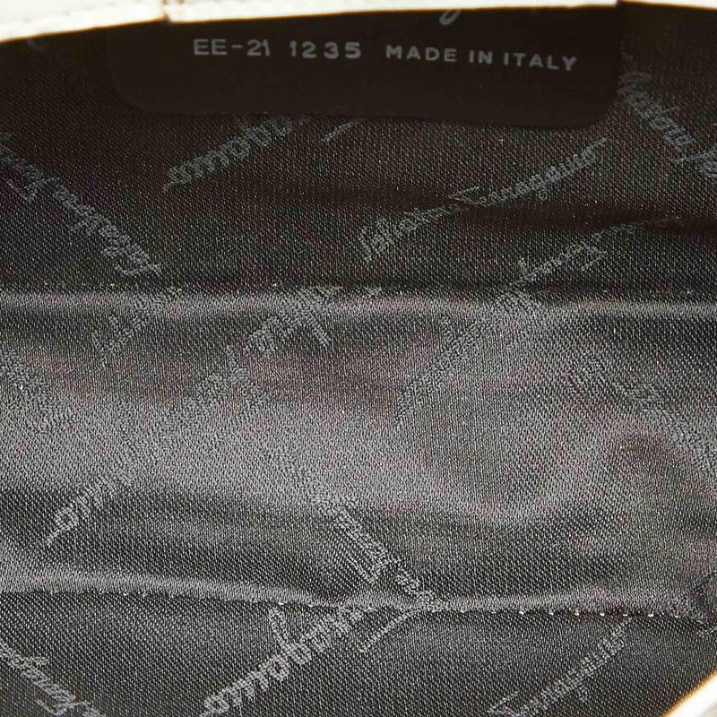 Salvatore Ferragamo Gancini Leather Shoulder Bag (SHG-31525)
