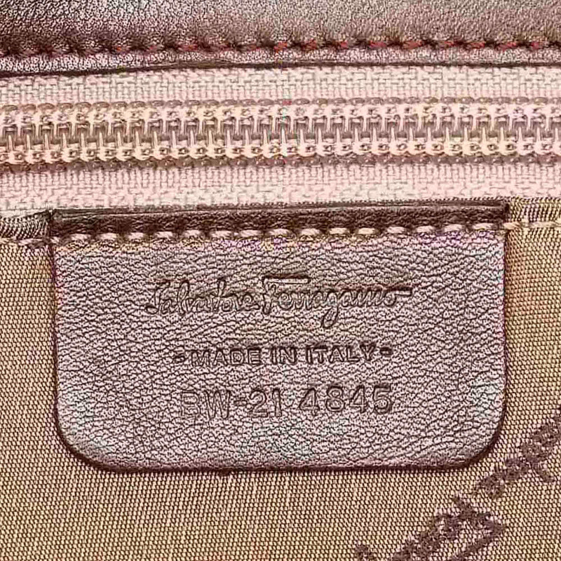 Salvatore Ferragamo Gancini Leather Shoulder Bag (SHG-31543)
