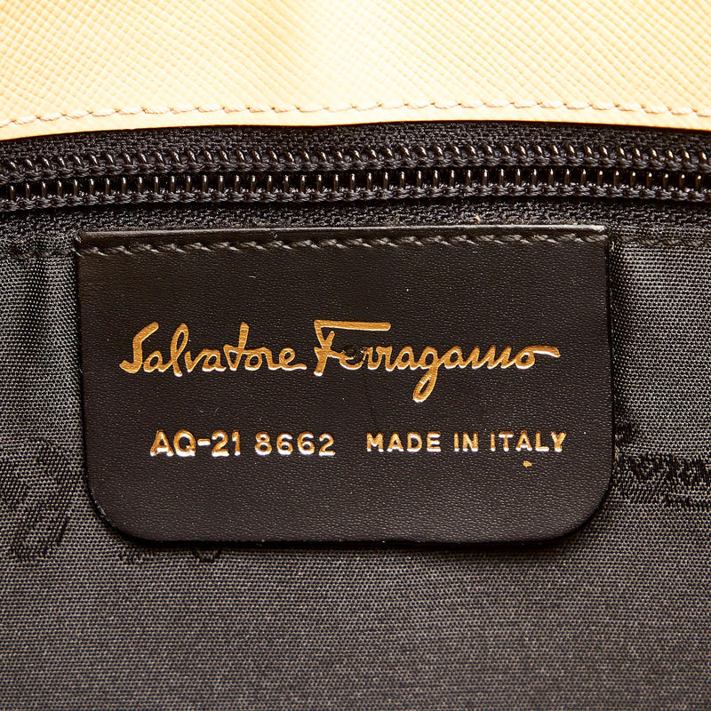 Salvatore Ferragamo Gancini Leather Shoulder Bag (SHG-30674)