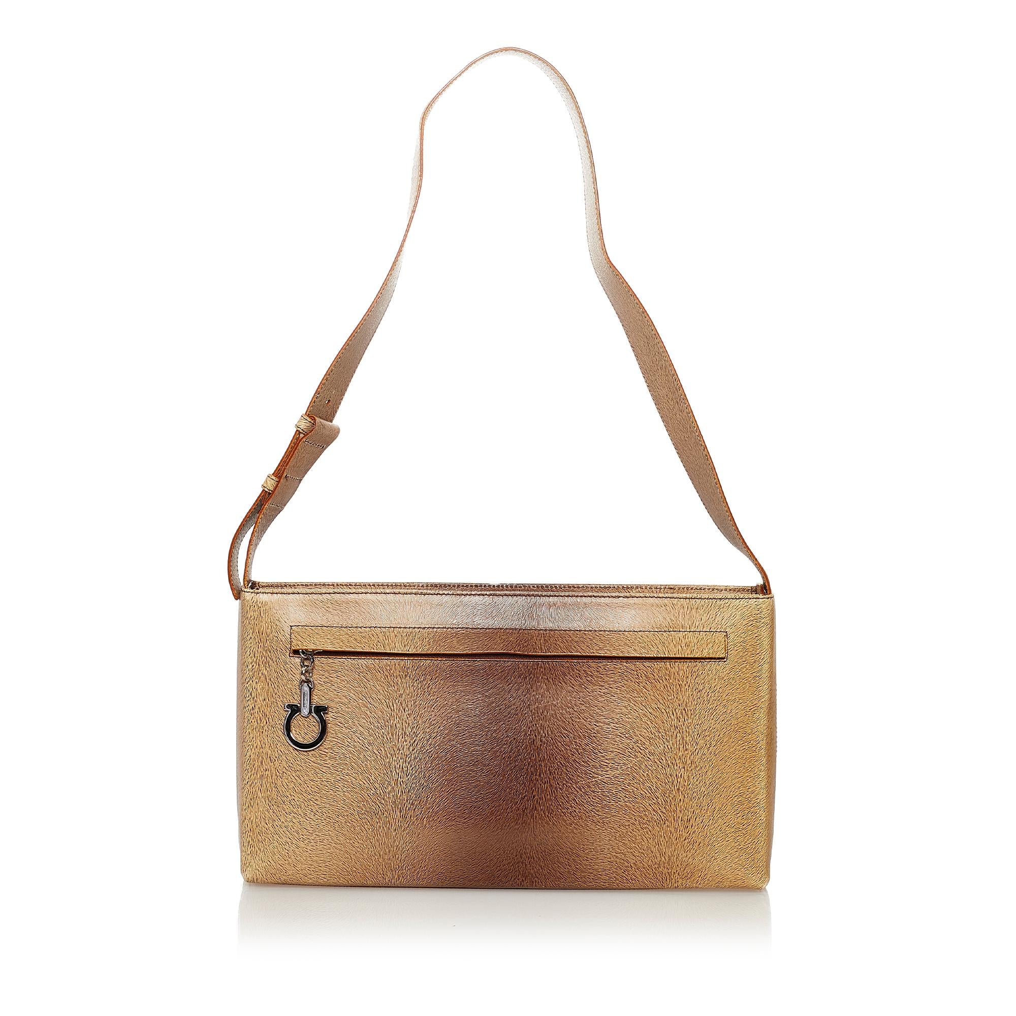 Salvatore Ferragamo Gancini Leather Shoulder Bag (SHG-31336)