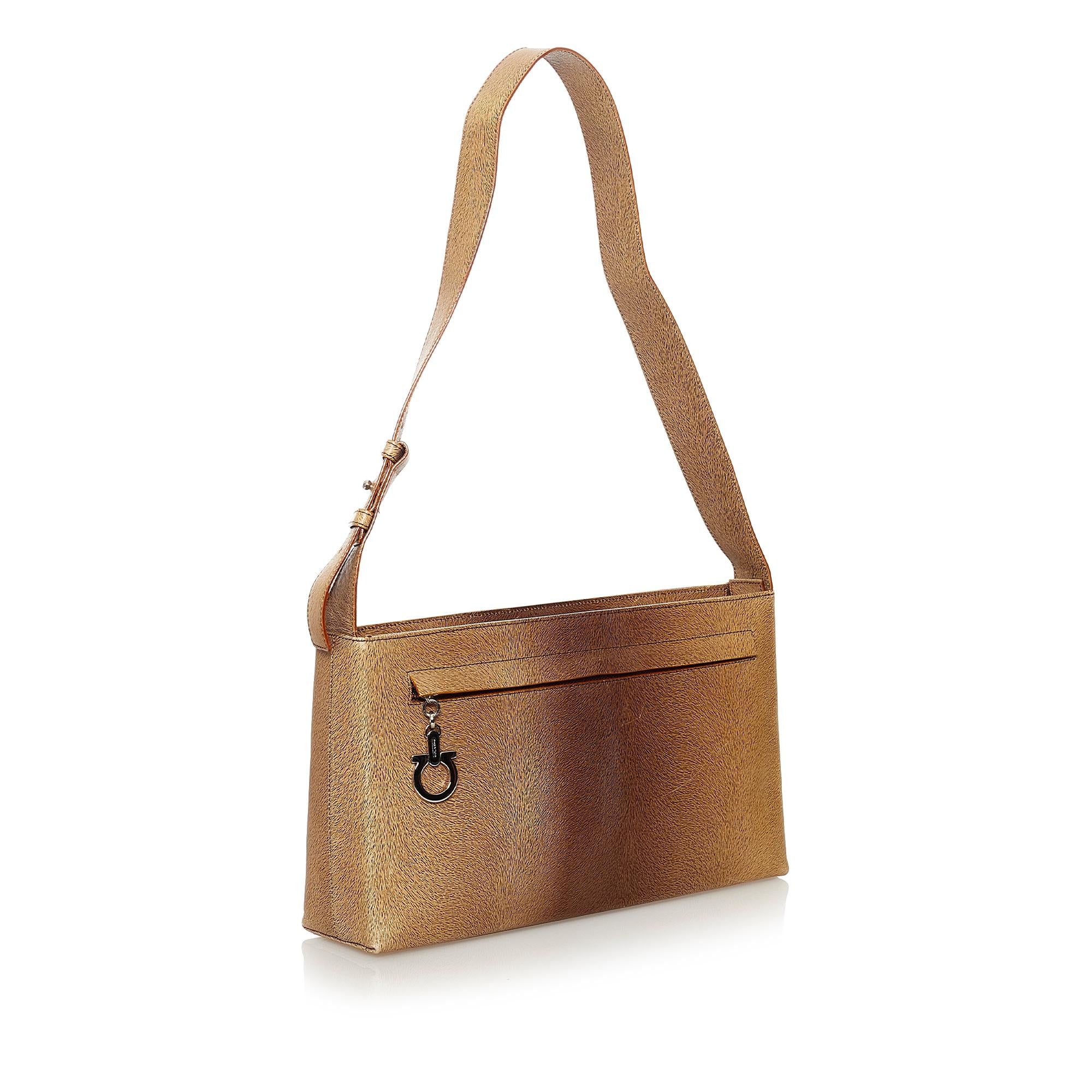 Salvatore Ferragamo Gancini Leather Shoulder Bag (SHG-31336)