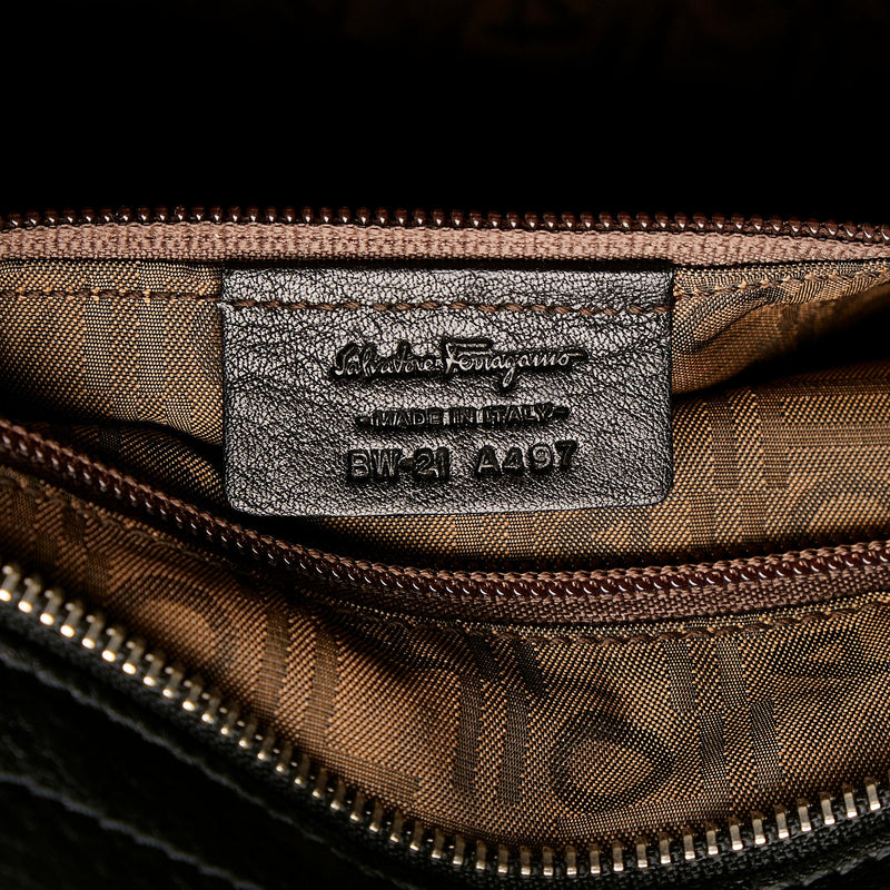 Salvatore Ferragamo Gancini Leather Shoulder Bag (SHG-33217)